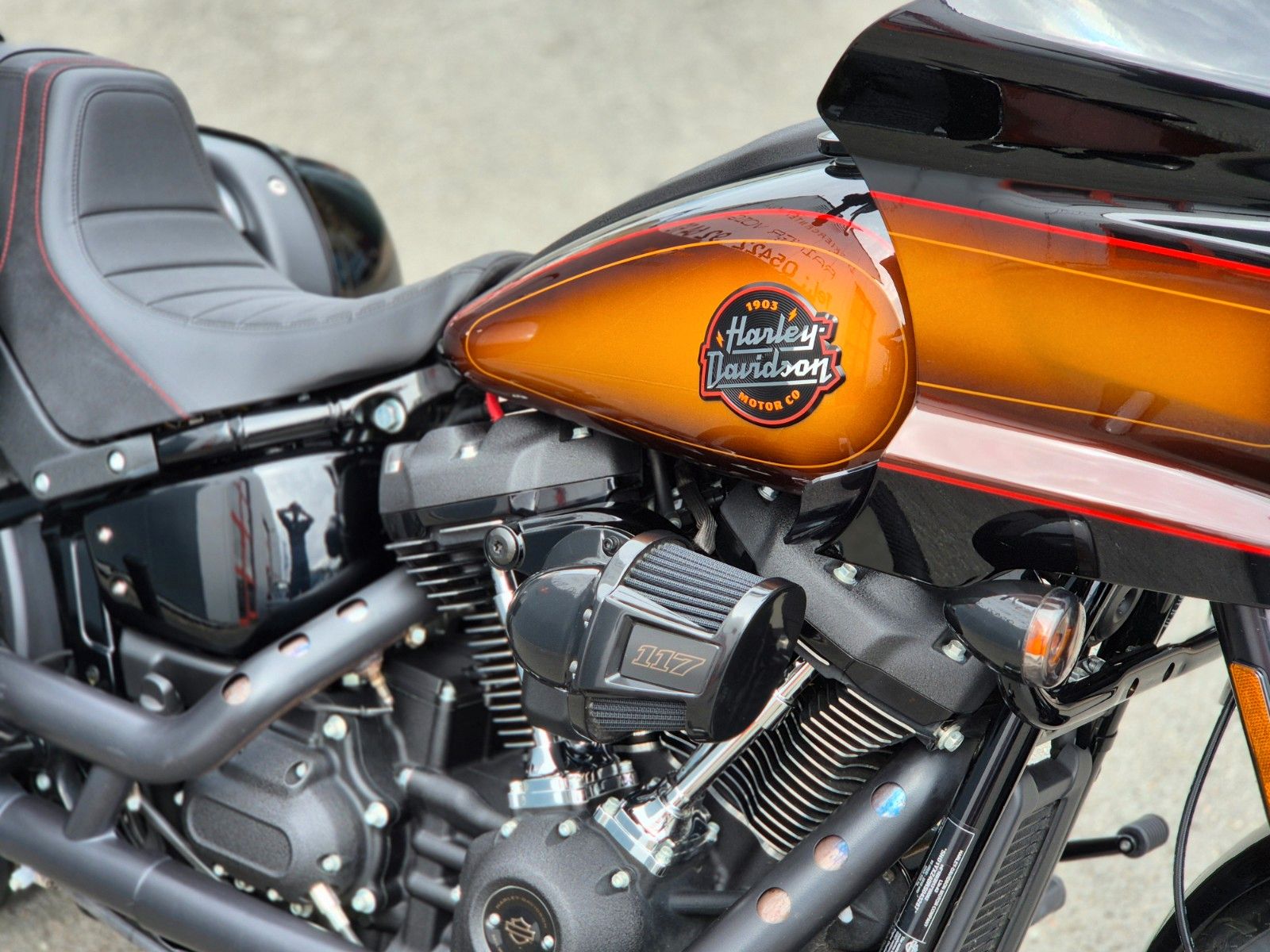Fahrzeugabbildung Harley-Davidson FXLRST °°LOW RIDER ST°° * JEKILL&HYDE *