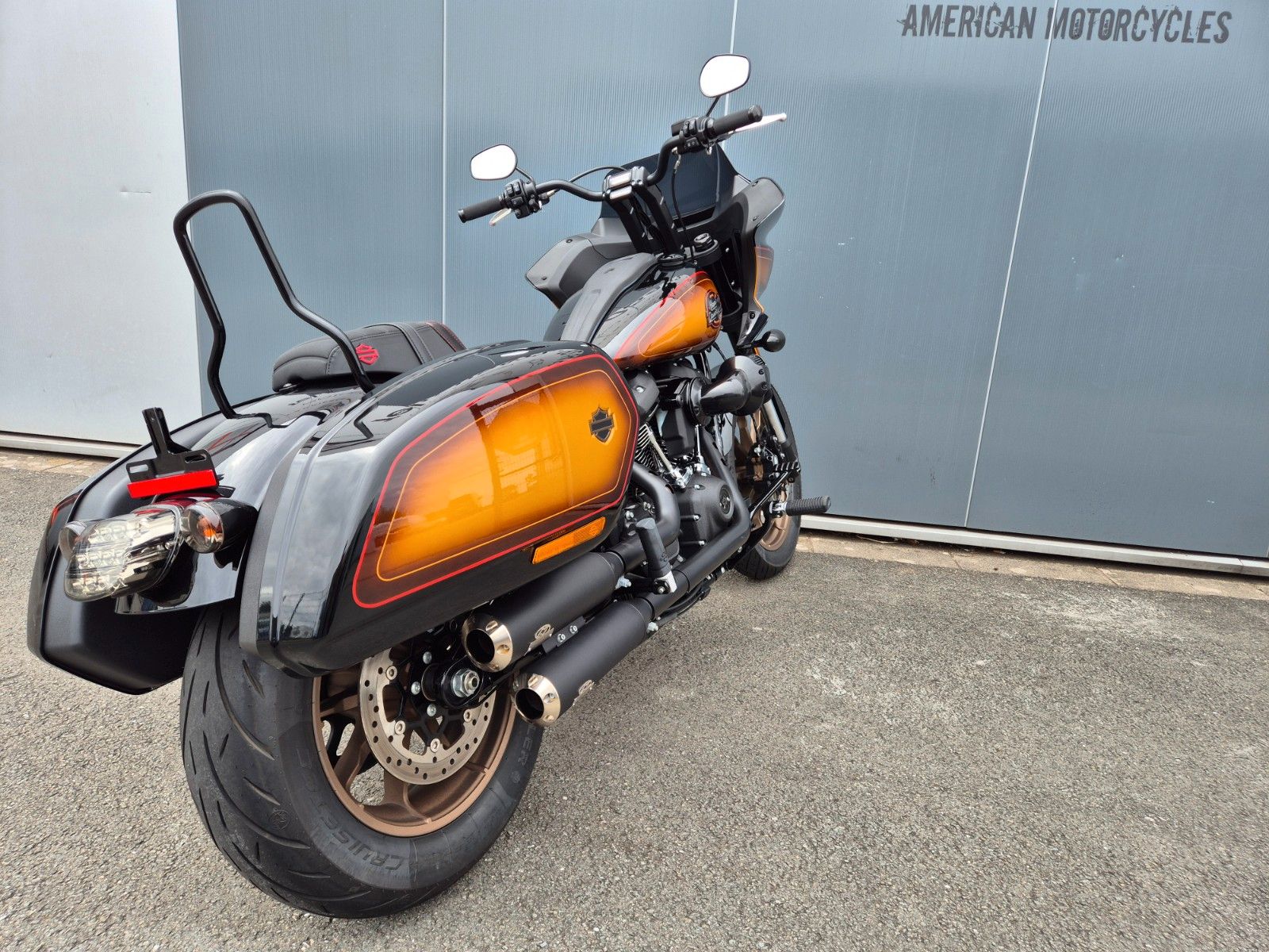 Fahrzeugabbildung Harley-Davidson FXLRST °°LOW RIDER ST°° * JEKILL&HYDE *
