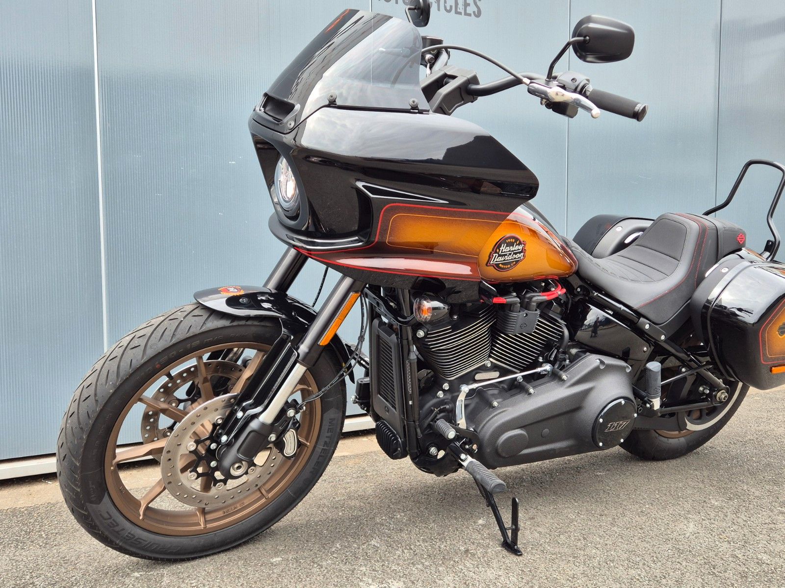 Fahrzeugabbildung Harley-Davidson FXLRST °°LOW RIDER ST°° * JEKILL&HYDE *
