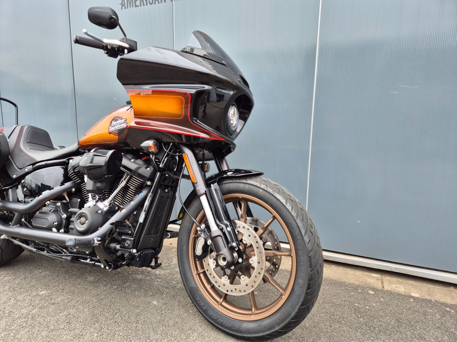 Fahrzeugabbildung Harley-Davidson FXLRST °°LOW RIDER ST°° * JEKILL&HYDE *
