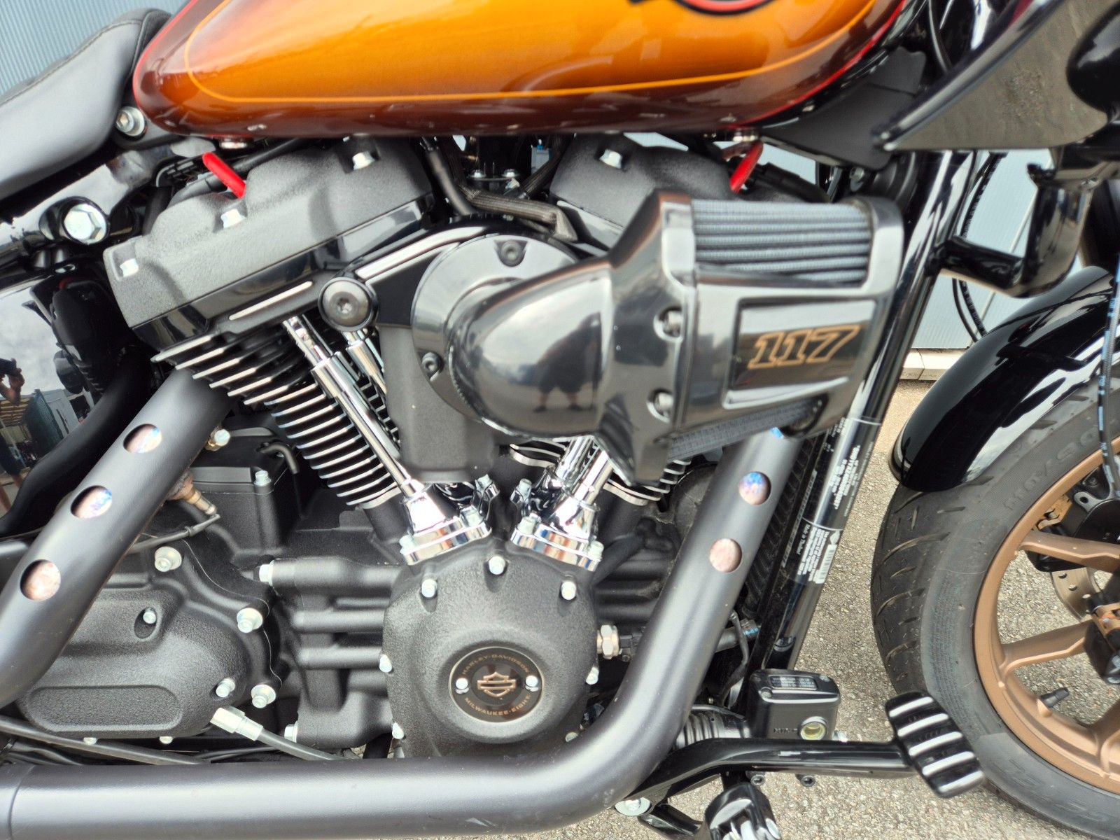 Fahrzeugabbildung Harley-Davidson FXLRST °°LOW RIDER ST°° * JEKILL&HYDE *