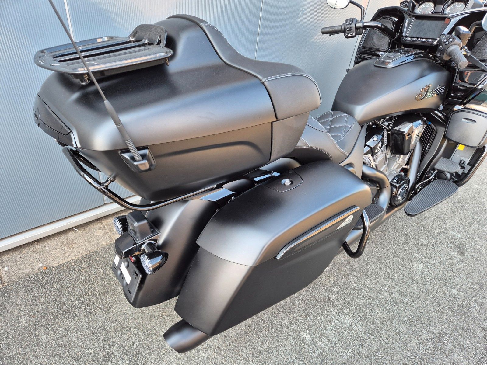 Fahrzeugabbildung Indian 2026 PURSUIT DARK HORSE - *112 POWER PLUS*