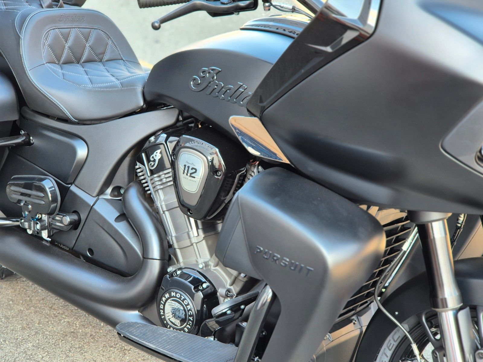 Fahrzeugabbildung Indian 2026 PURSUIT DARK HORSE - *112 POWER PLUS*