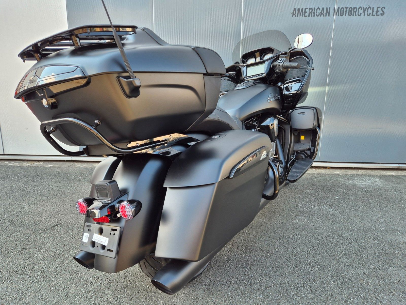 Fahrzeugabbildung Indian 2026 PURSUIT DARK HORSE - *112 POWER PLUS*