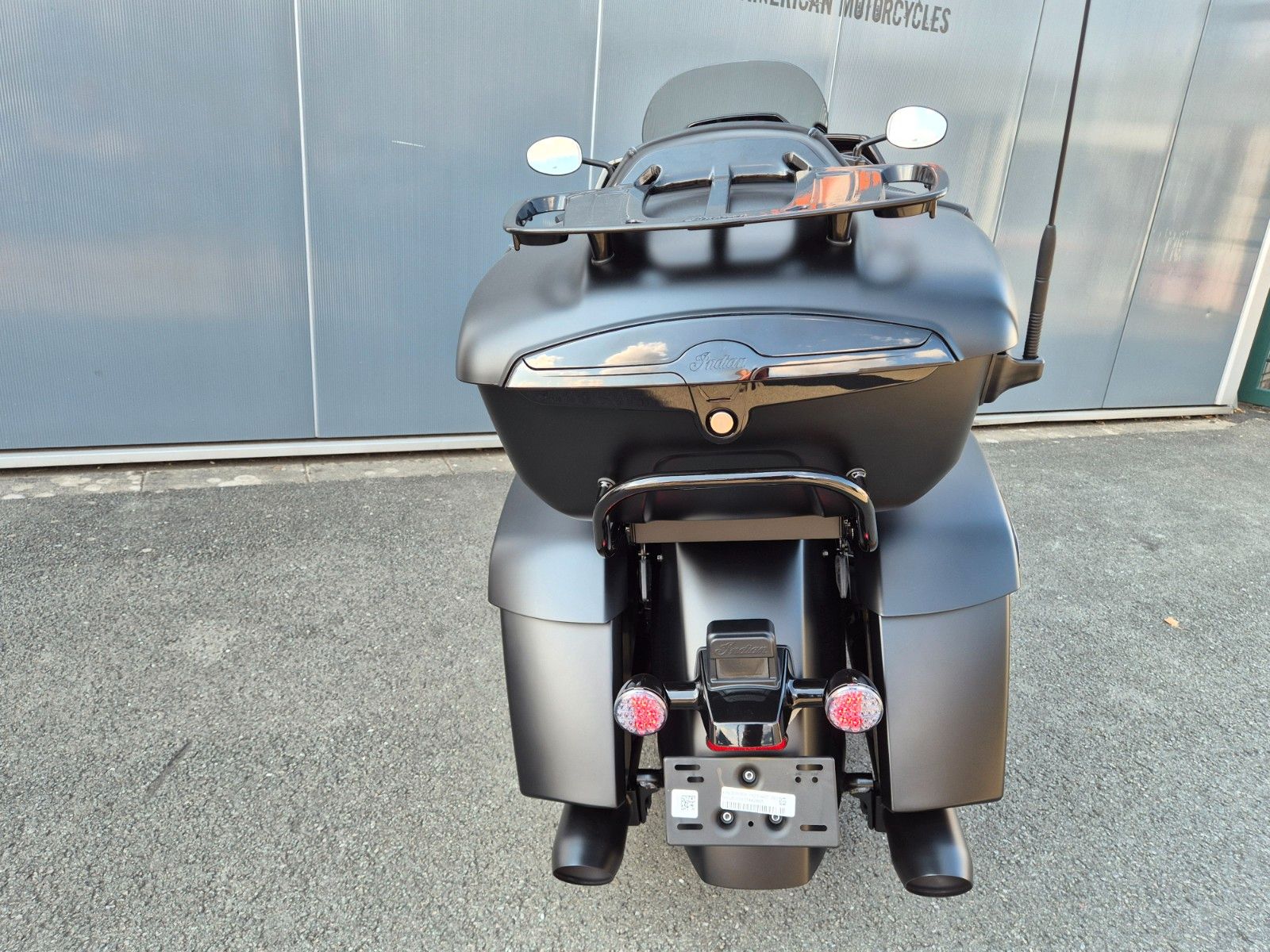 Fahrzeugabbildung Indian 2026 PURSUIT DARK HORSE - *112 POWER PLUS*