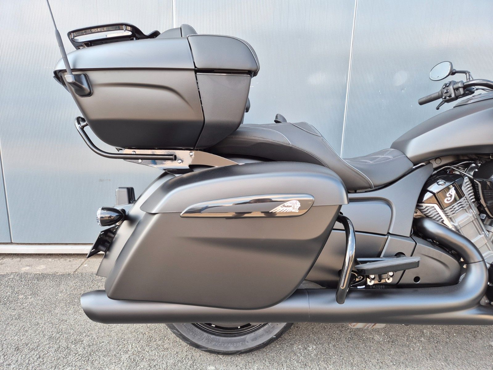 Fahrzeugabbildung Indian 2026 PURSUIT DARK HORSE - *112 POWER PLUS*