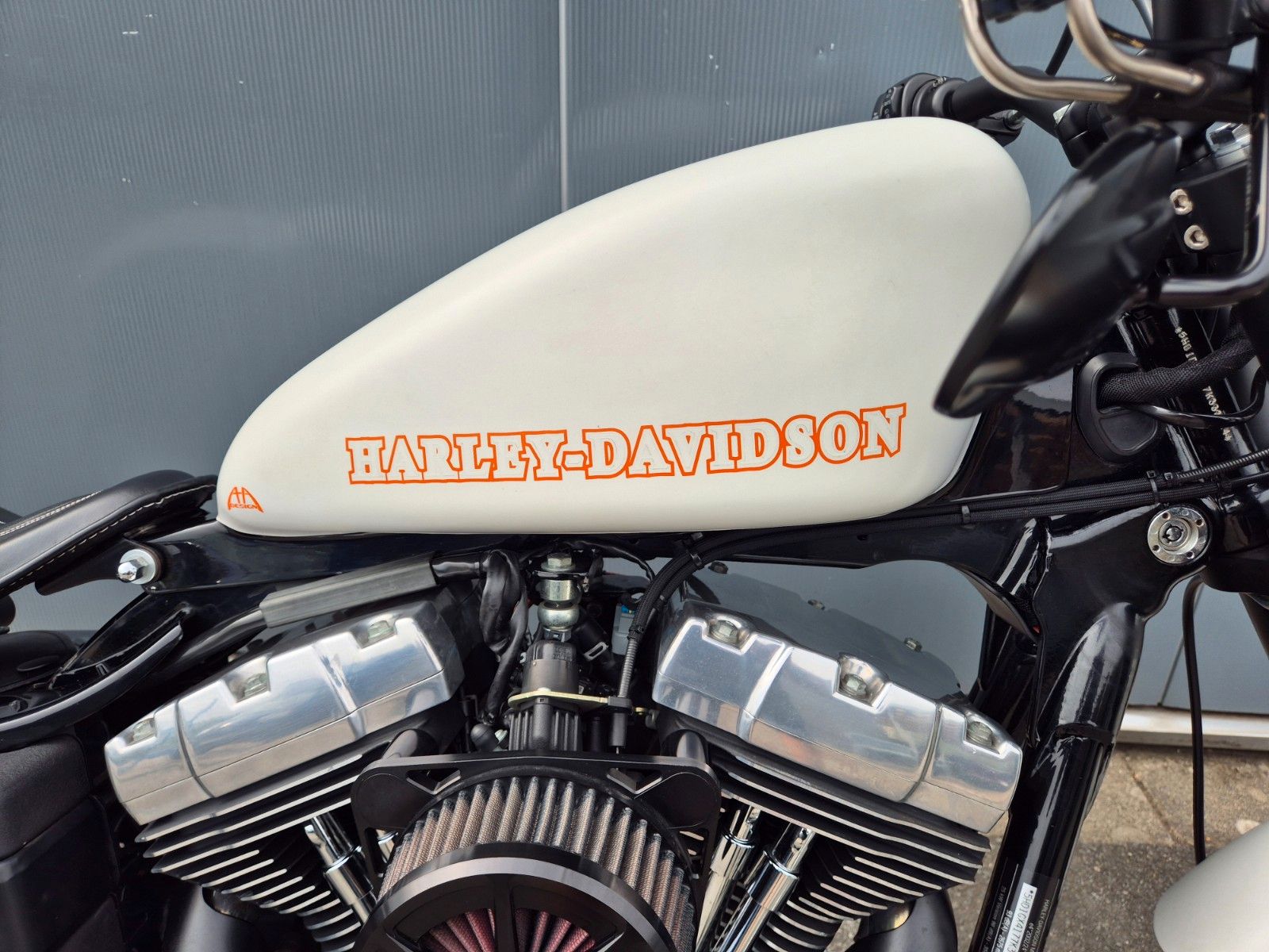 Fahrzeugabbildung Harley-Davidson FXDB °°STREET BOB CUSTOM°° *JEKIL&HYDE*