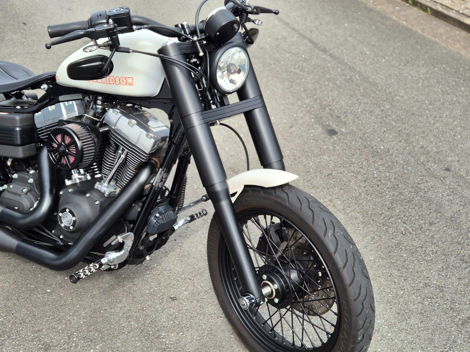Fahrzeugabbildung Harley-Davidson FXDB °°STREET BOB CUSTOM°° *JEKIL&HYDE*