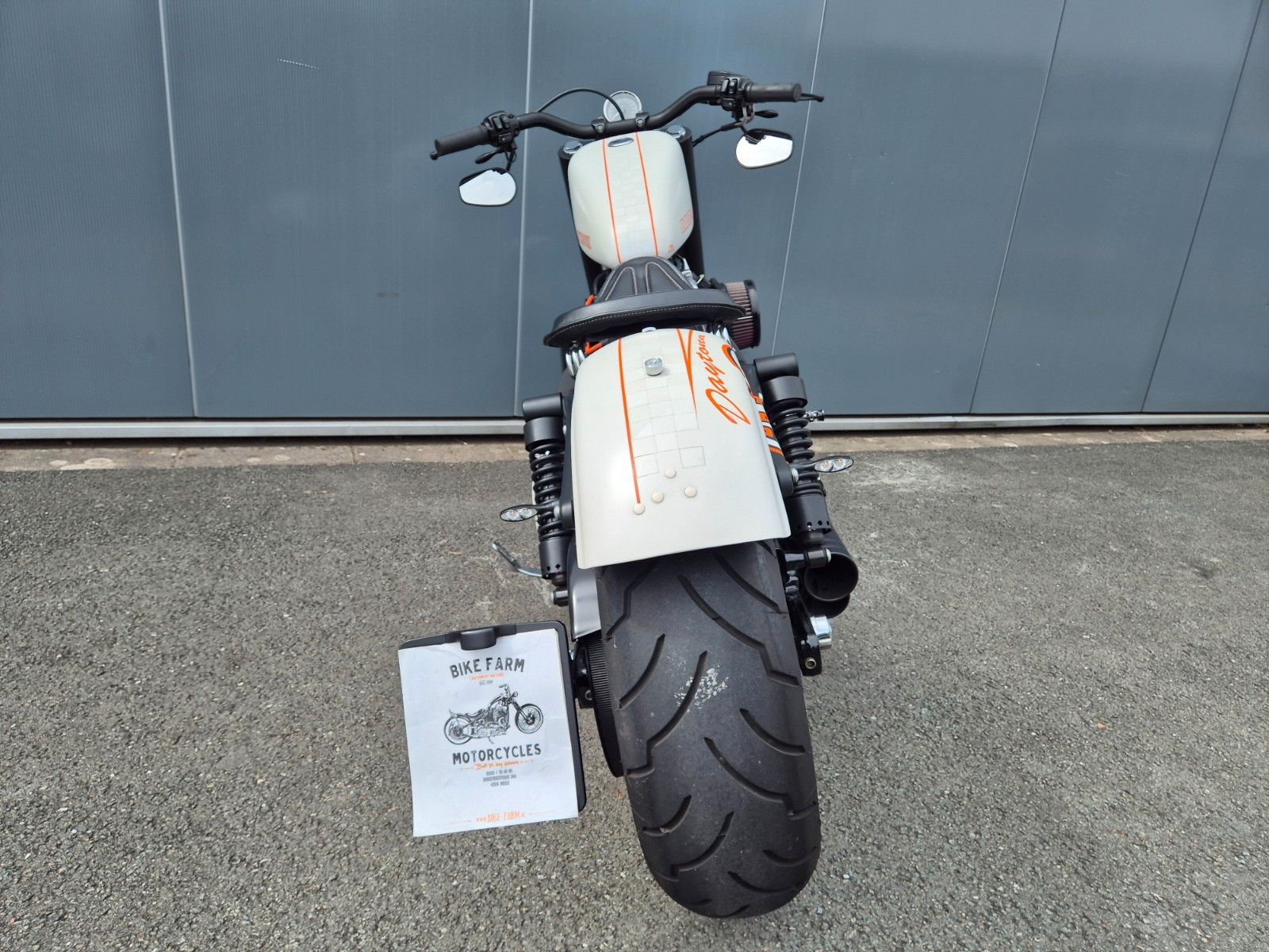 Fahrzeugabbildung Harley-Davidson FXDB °°STREET BOB CUSTOM°° *JEKIL&HYDE*