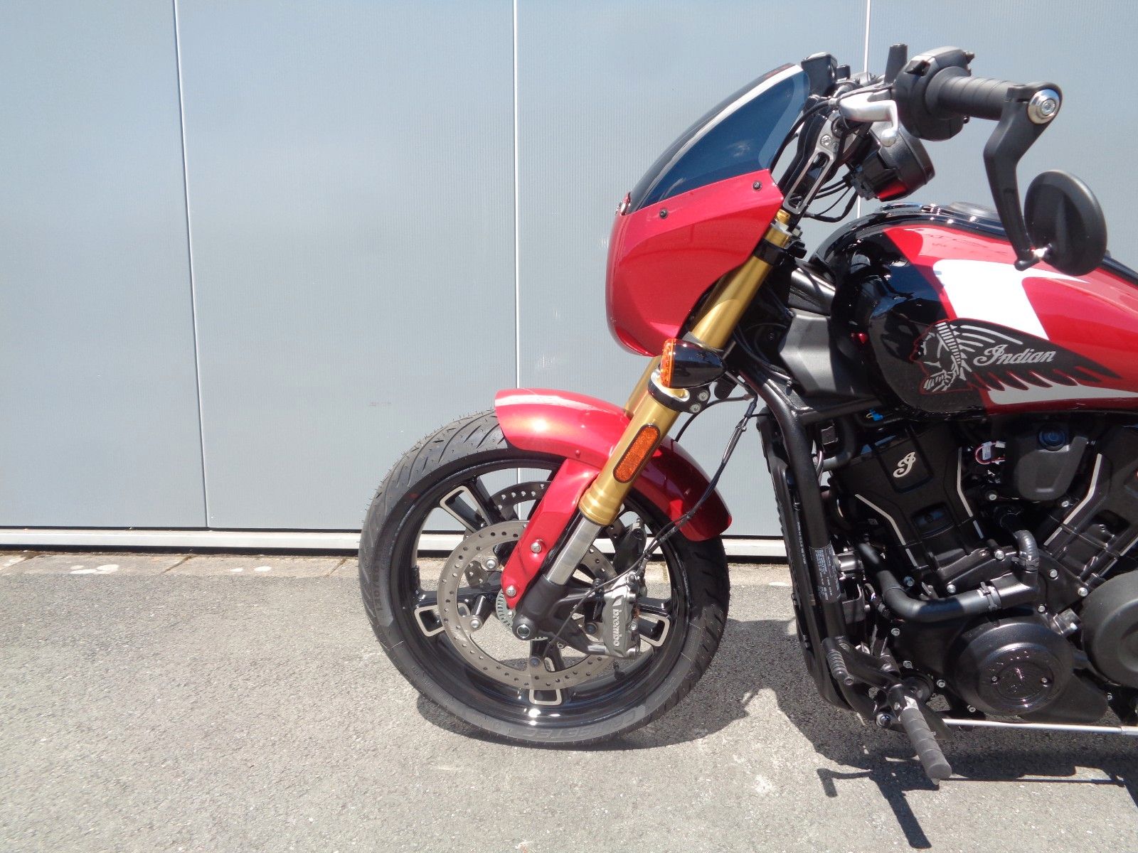 Fahrzeugabbildung Indian 101 SCOUT * SUNSET RED * BESTELLFAHRZEUG