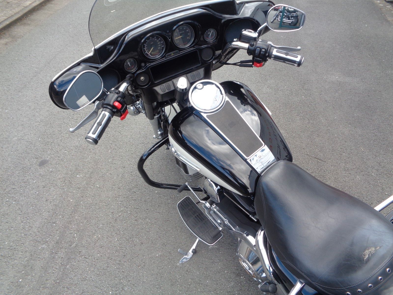 Fahrzeugabbildung Harley-Davidson FLHTPI / FLHX - ELECTRA GLIDE POLICE -