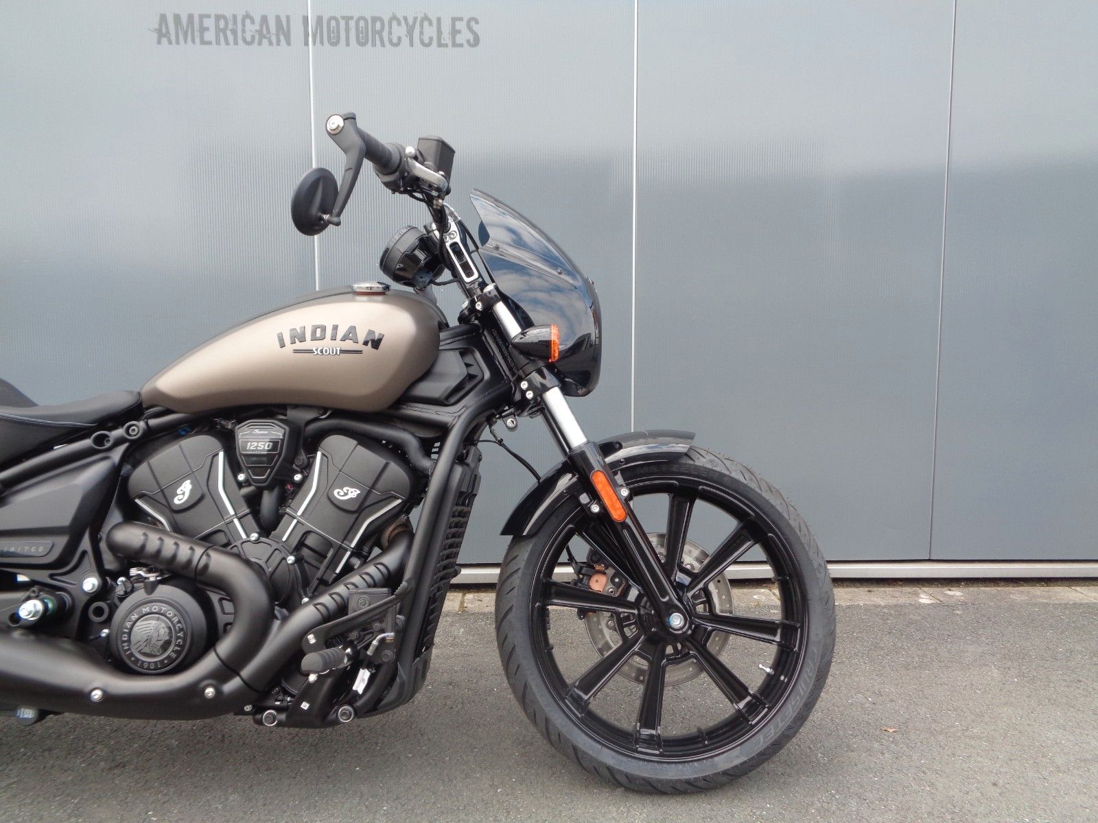 Fahrzeugabbildung Indian SPORT SCOUT LIMITED * SOFORT VERFÜGBAR