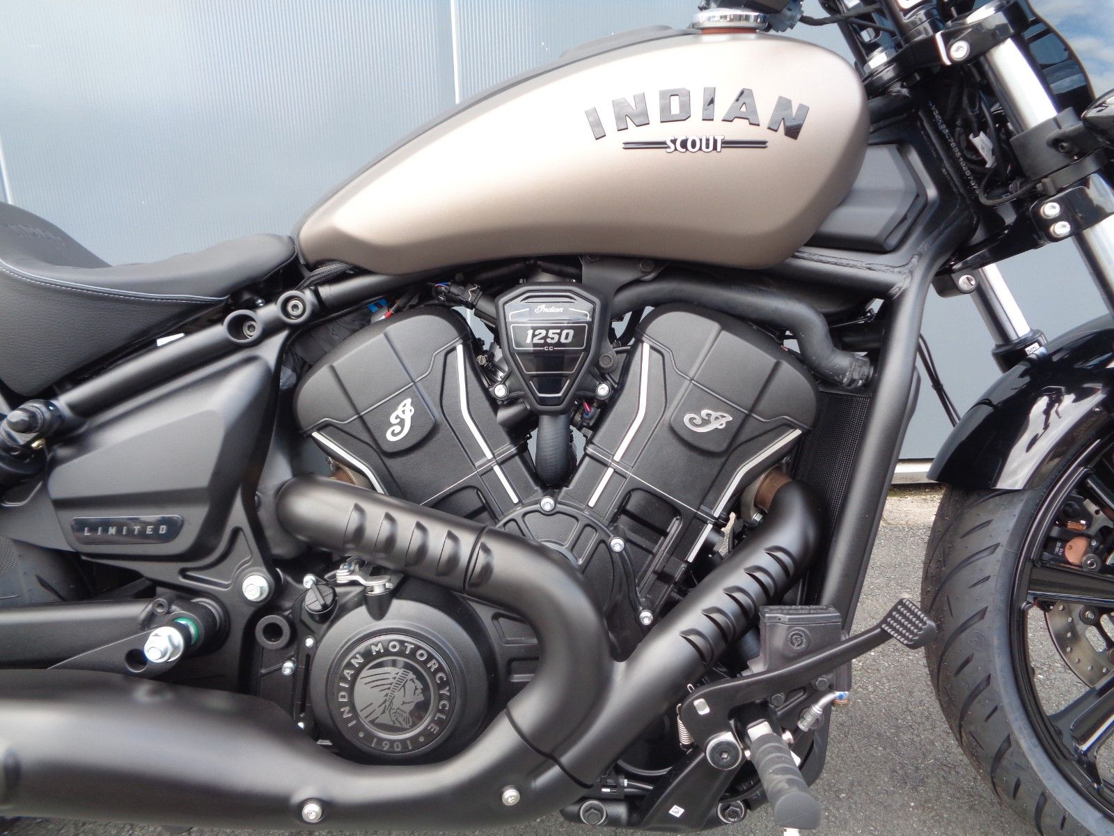 Fahrzeugabbildung Indian SPORT SCOUT LIMITED * SOFORT VERFÜGBAR