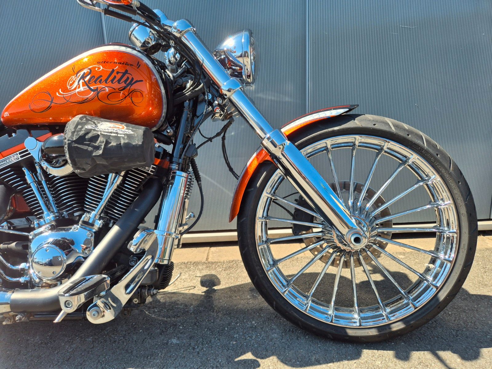Fahrzeugabbildung Harley-Davidson FXSB °°BREAKOUT 110°° - SCREAMIN EAGLE CUSTOM -