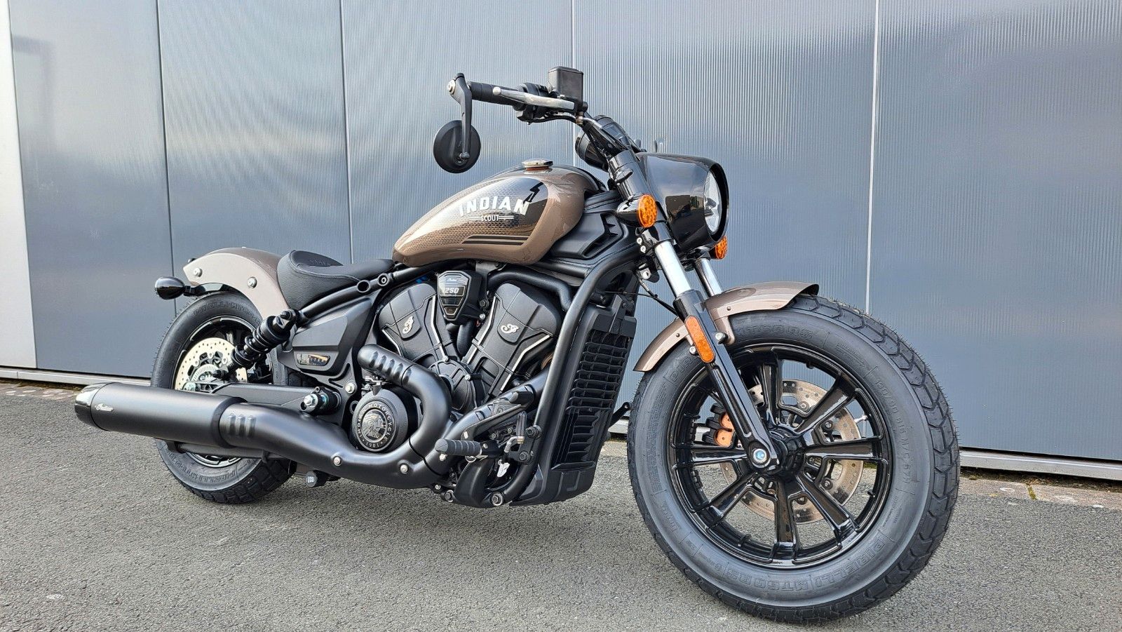Fahrzeugabbildung Indian SCOUT BOBBER LIMITED+TECH
