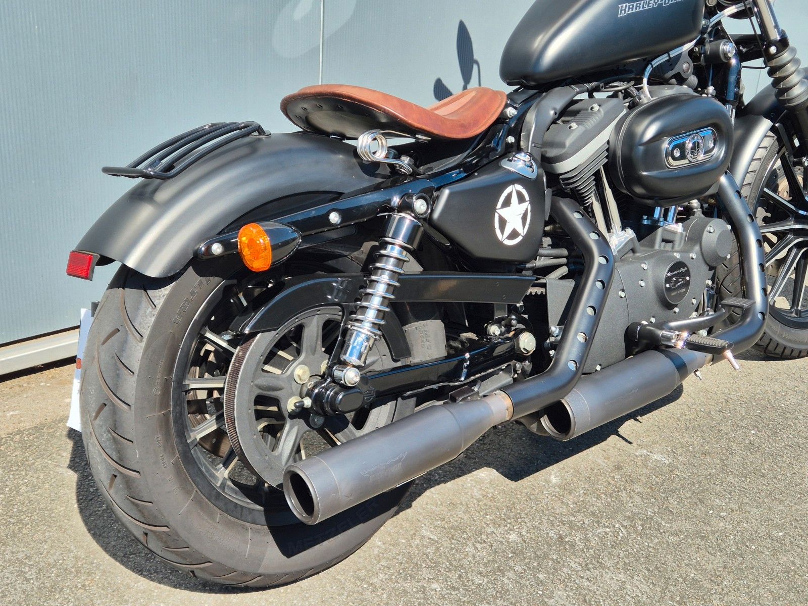 Fahrzeugabbildung Harley-Davidson XL883 N °°IRON°° *VERSTELLBARER AUSPUFF*