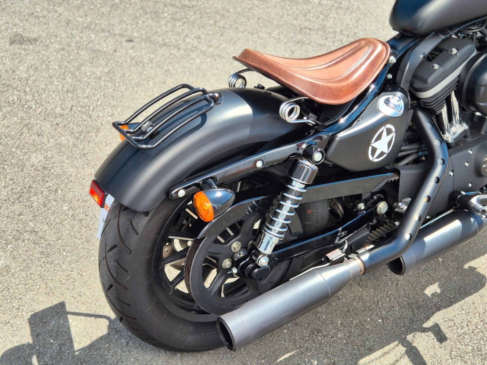 Fahrzeugabbildung Harley-Davidson XL883 N °°IRON°° *VERSTELLBARER AUSPUFF*