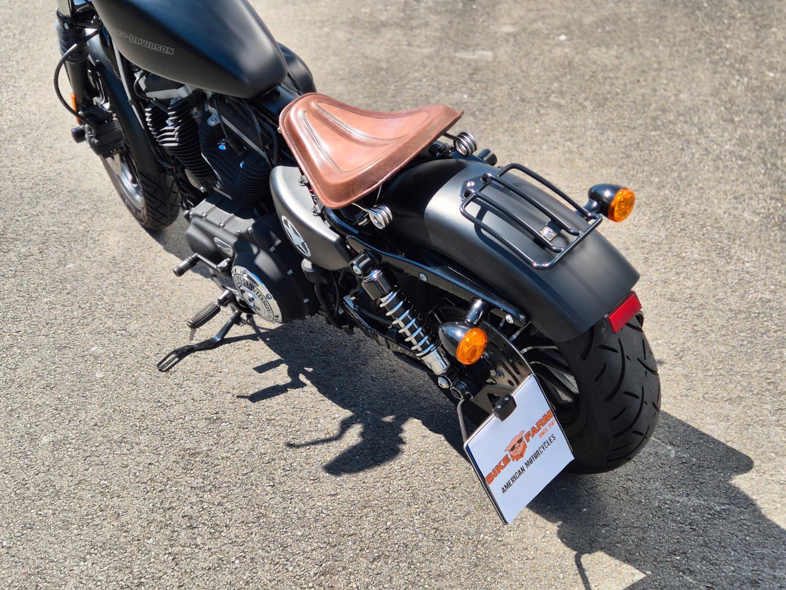 Fahrzeugabbildung Harley-Davidson XL883 N °°IRON°° *VERSTELLBARER AUSPUFF*