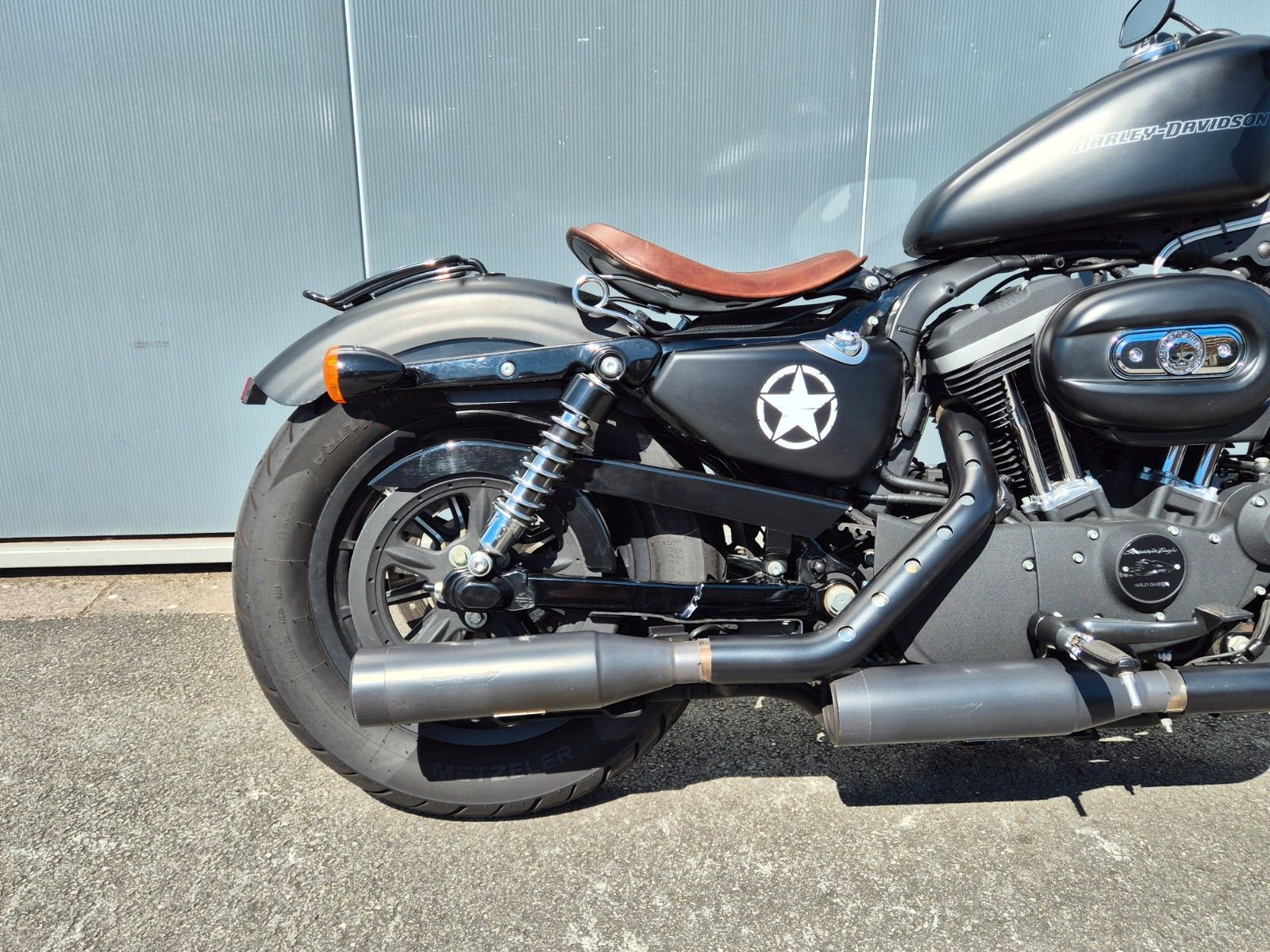 Fahrzeugabbildung Harley-Davidson XL883 N °°IRON°° *VERSTELLBARER AUSPUFF*