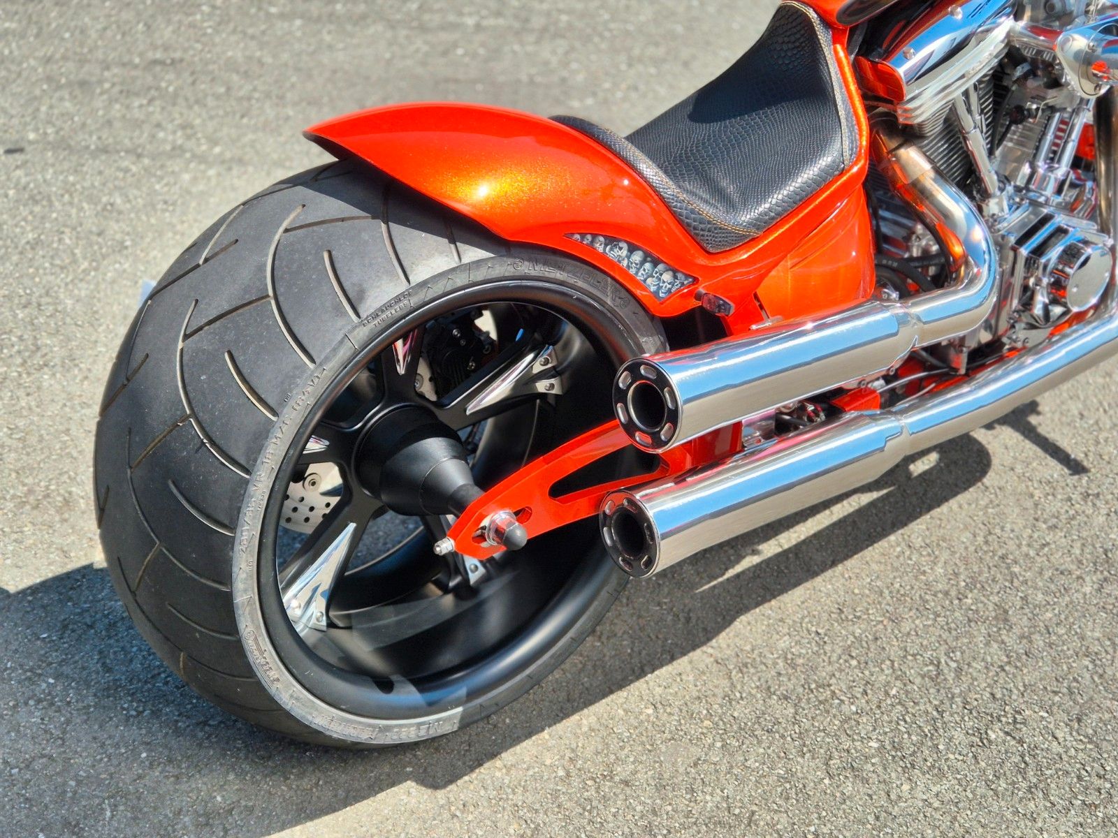 Fahrzeugabbildung Harley-Davidson °° ORANGE SKULL DRAGSTYLE °°