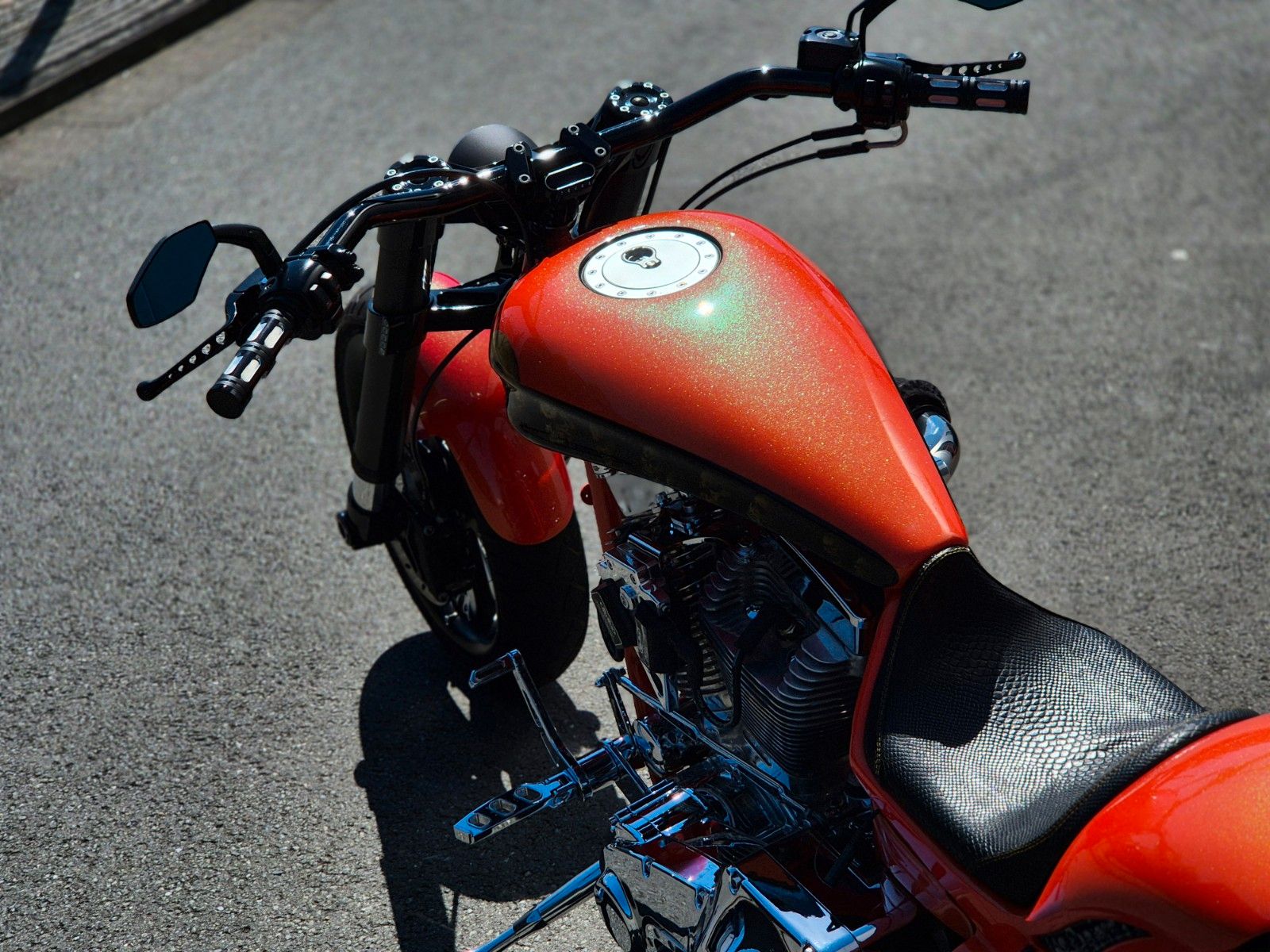 Fahrzeugabbildung Harley-Davidson °° ORANGE SKULL DRAGSTYLE °°