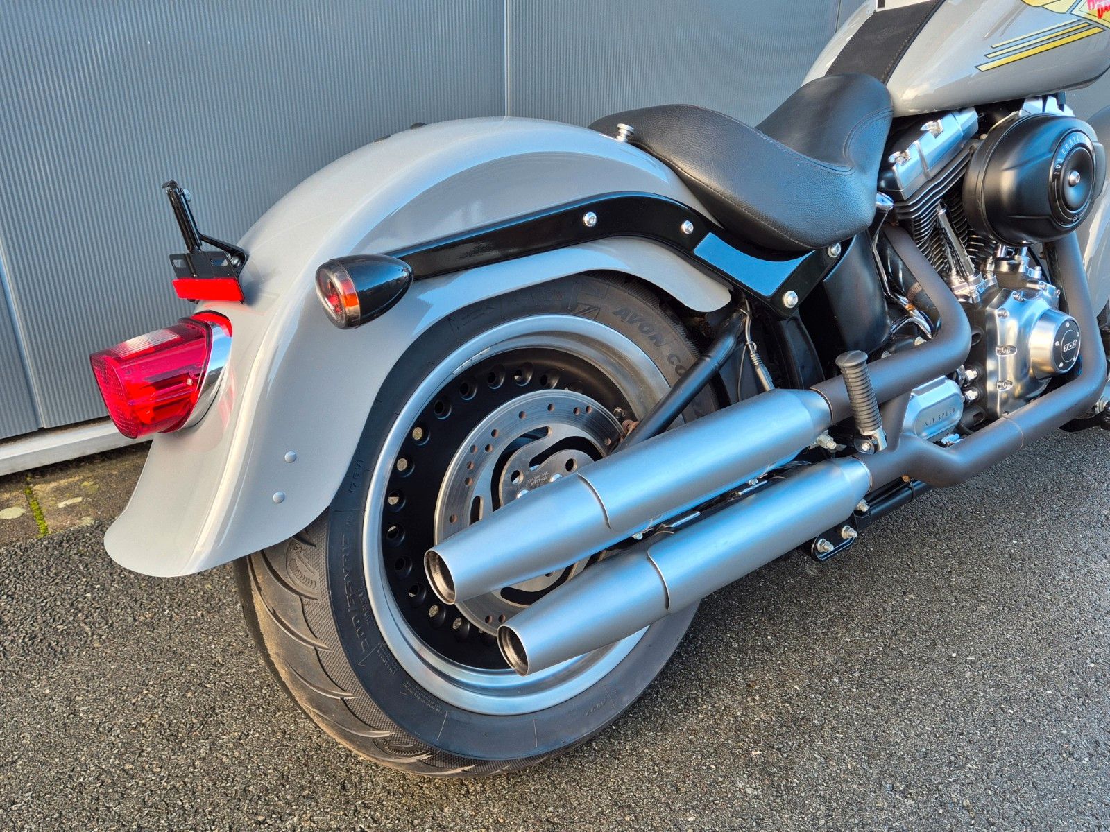 Fahrzeugabbildung Harley-Davidson FLSTFB°°FAT BOY LO°°SPECIAL-NARDO GREY-6828km