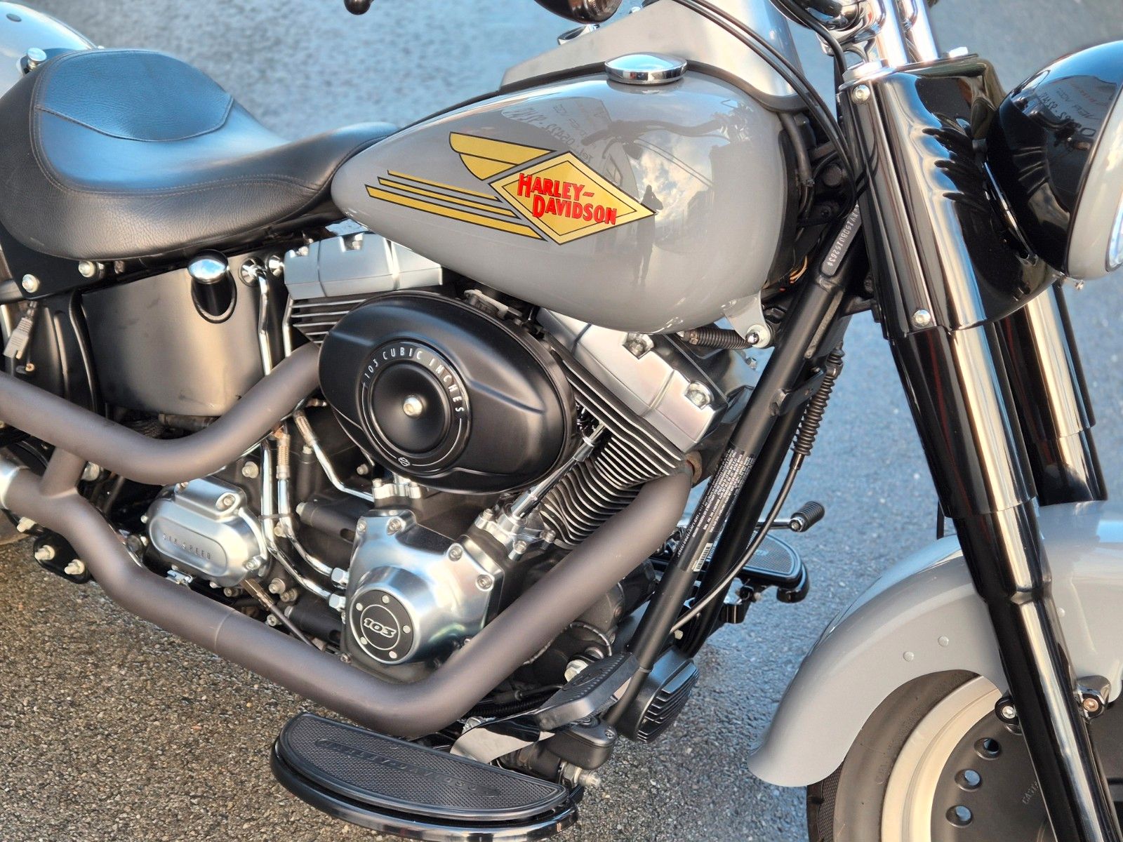 Fahrzeugabbildung Harley-Davidson FLSTFB°°FAT BOY LO°°SPECIAL-NARDO GREY-6828km