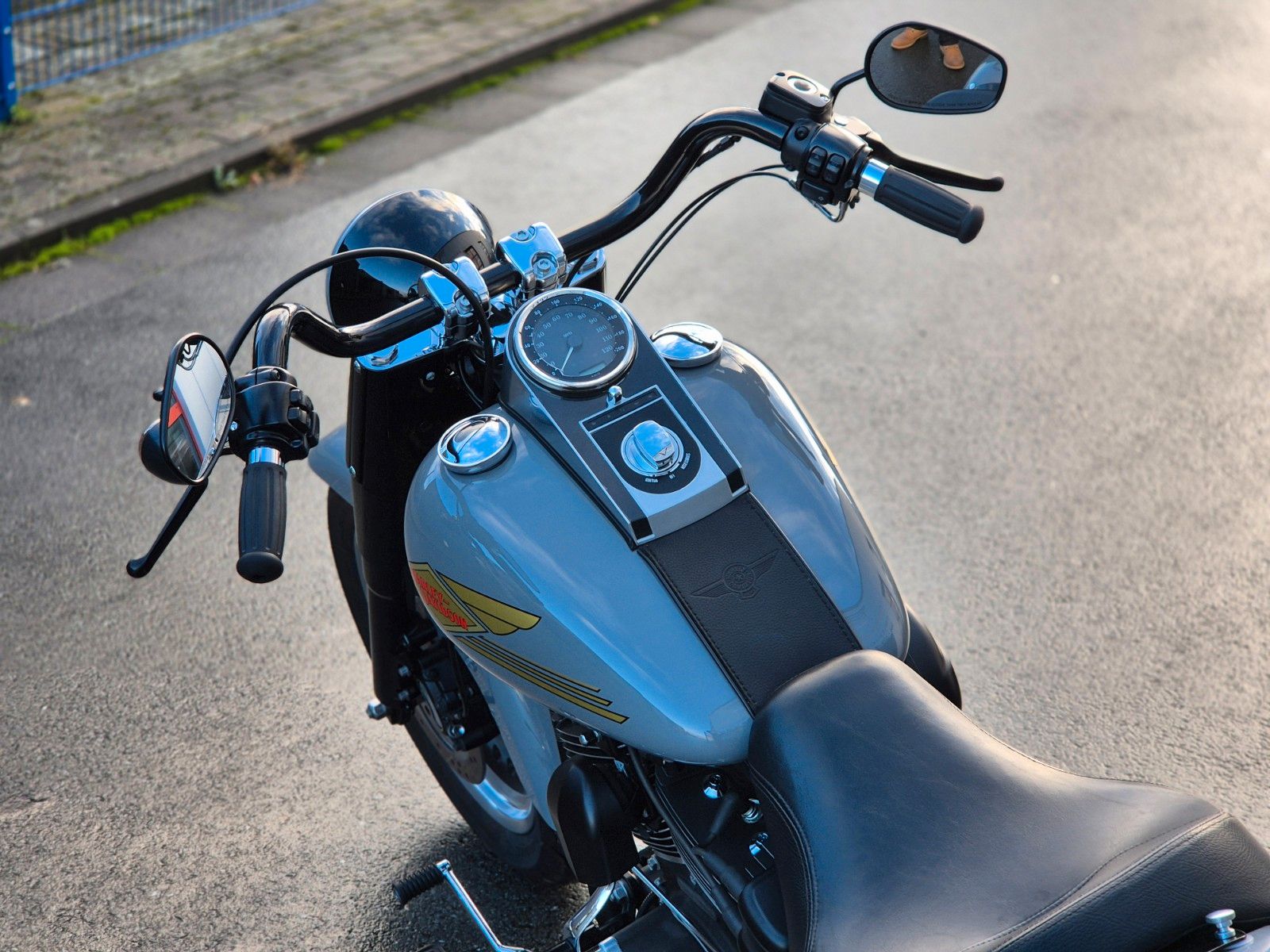 Fahrzeugabbildung Harley-Davidson FLSTFB°°FAT BOY LO°°SPECIAL-NARDO GREY-6828km