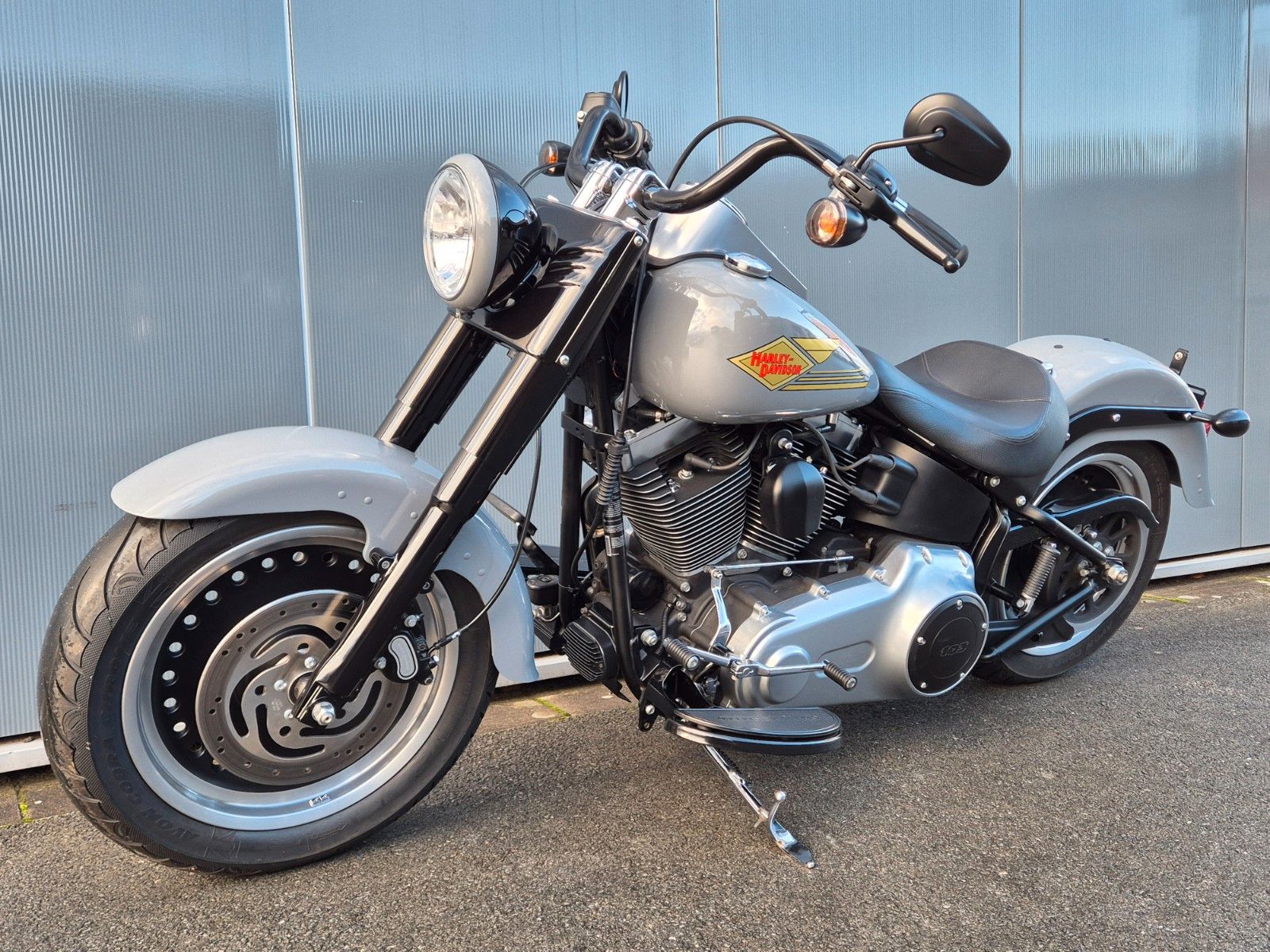 Fahrzeugabbildung Harley-Davidson FLSTFB°°FAT BOY LO°°SPECIAL-NARDO GREY-6828km