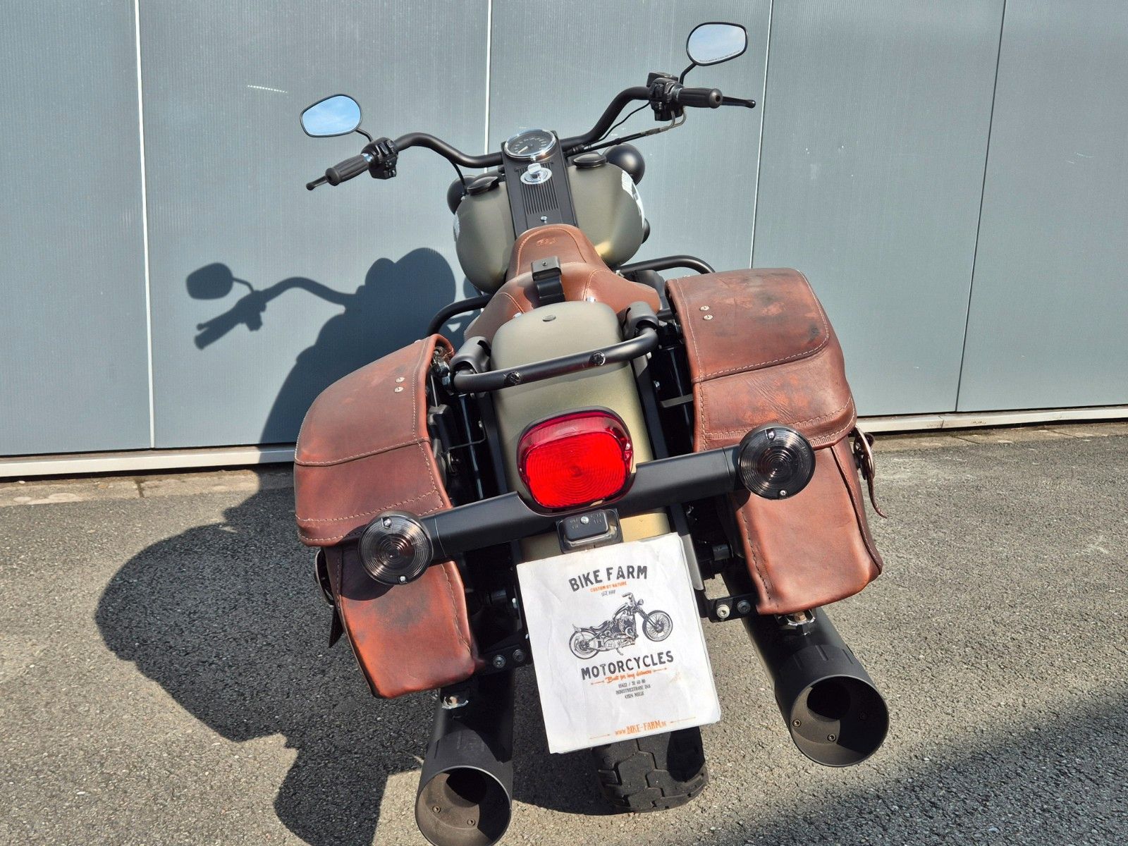 Fahrzeugabbildung Harley-Davidson FLHRC°°ROAD KING CLASSIC°°S-STYLE-PENZL AUSPUFF