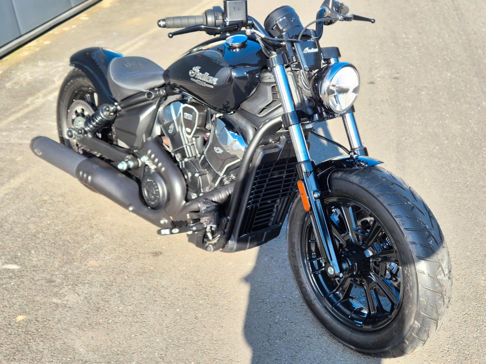 Fahrzeugabbildung Indian SCOUT* BIKE-FARM X CUSTOM CHROME * V-PERFORMANCE