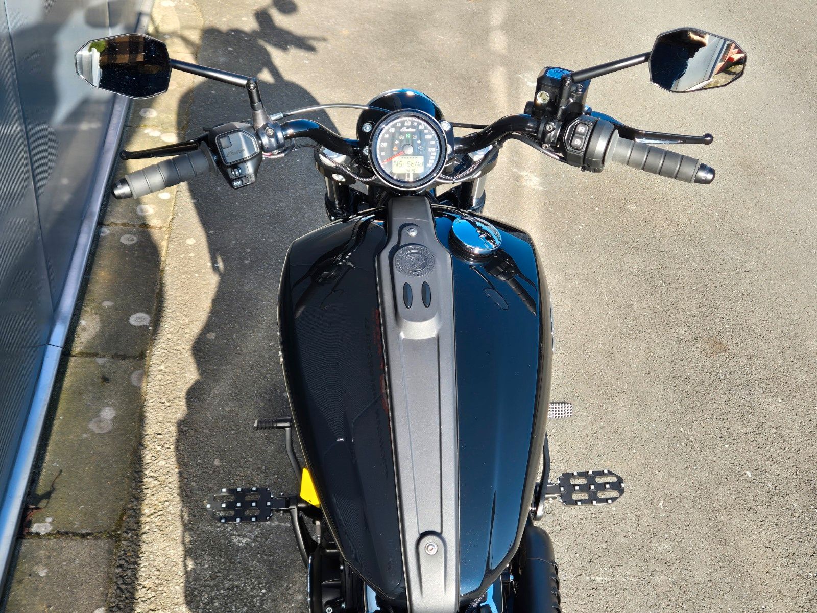 Fahrzeugabbildung Indian SCOUT* BIKE-FARM X CUSTOM CHROME * V-PERFORMANCE