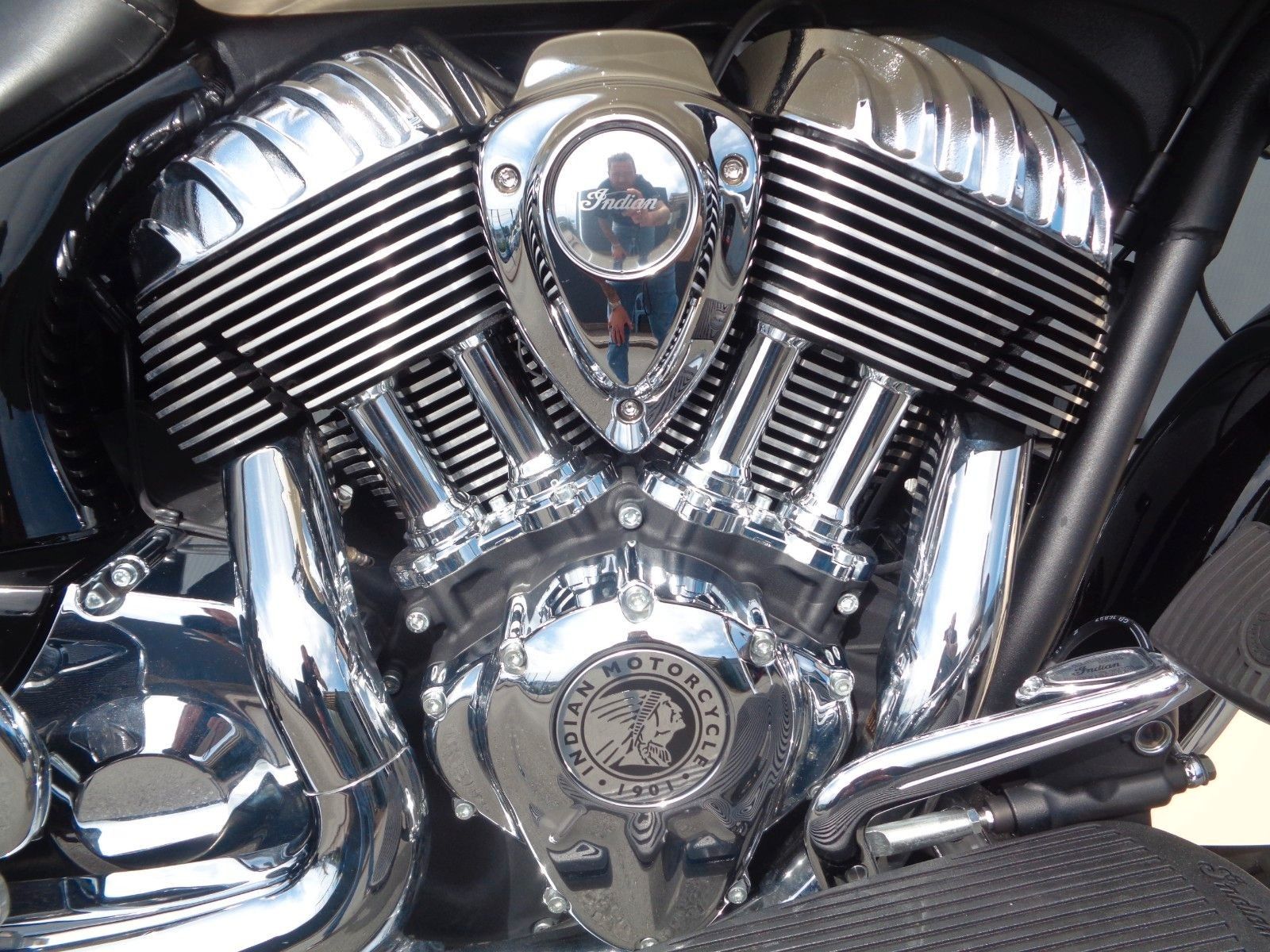 Fahrzeugabbildung Indian CHIEFTAIN CLASSIC °°WOLF IM SCHAFSPELZ°°