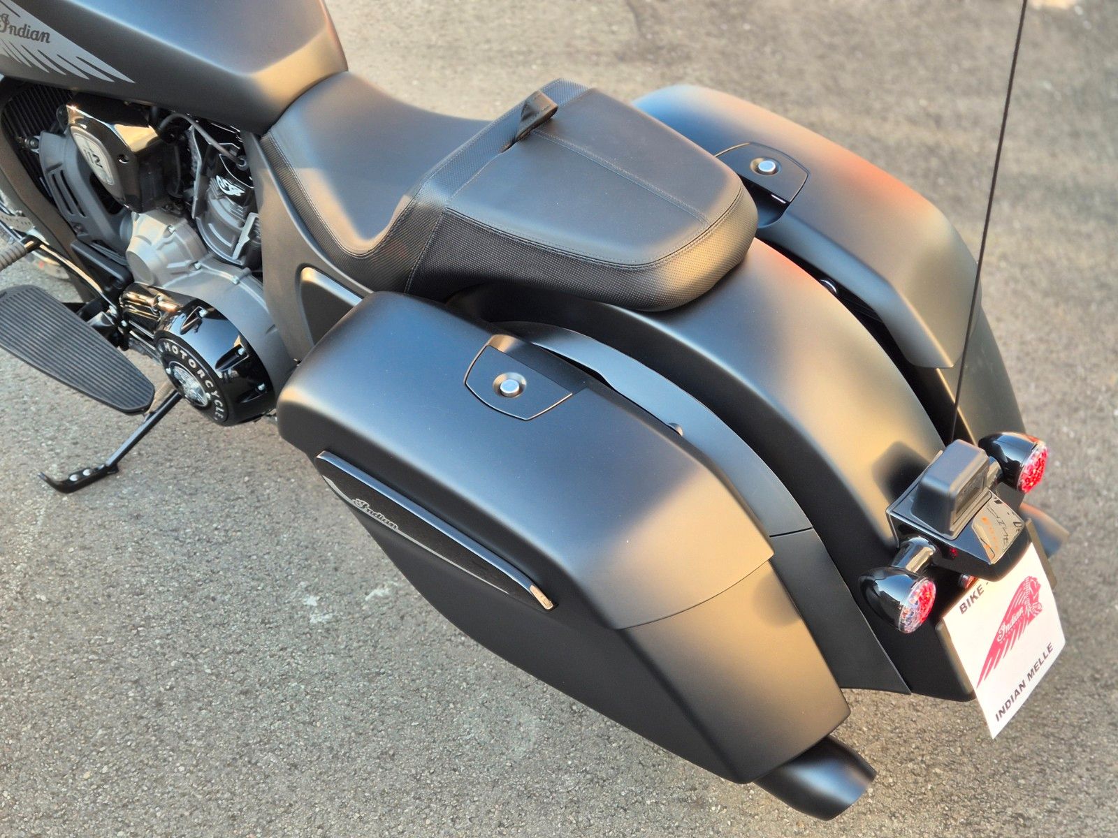 Fahrzeugabbildung Indian CHIEFTAIN * POWERPLUS 112 * DARK HORSE * BESTELL