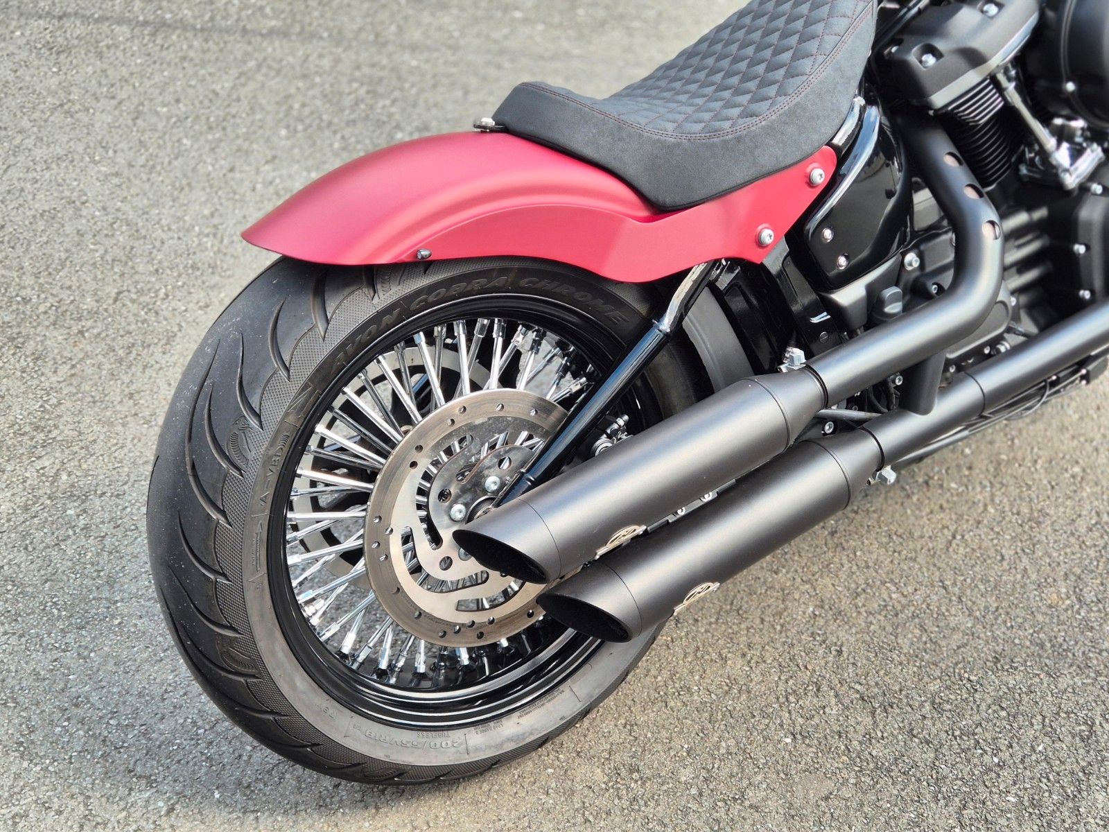 Fahrzeugabbildung Harley-Davidson FXBB STREET BOB °°BIG SPOKE CHOPPER°°JEKILL&HYDE