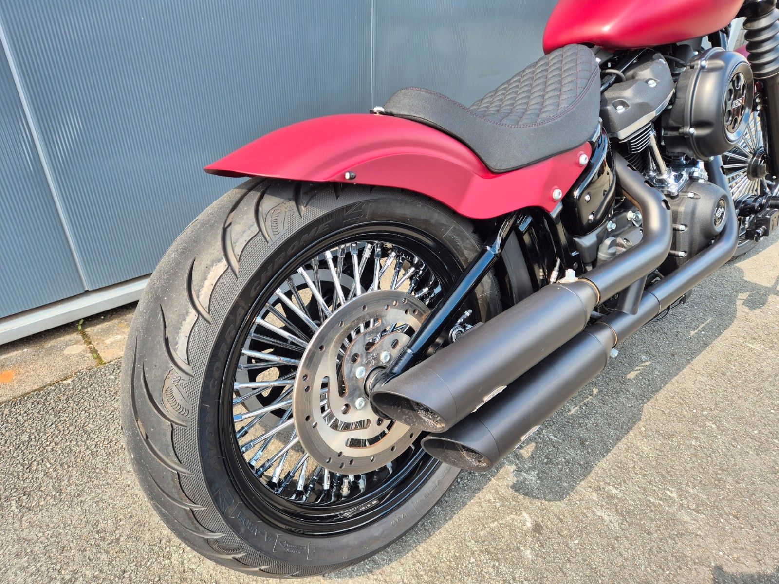 Fahrzeugabbildung Harley-Davidson FXBB STREET BOB °°BIG SPOKE CHOPPER°°JEKILL&HYDE