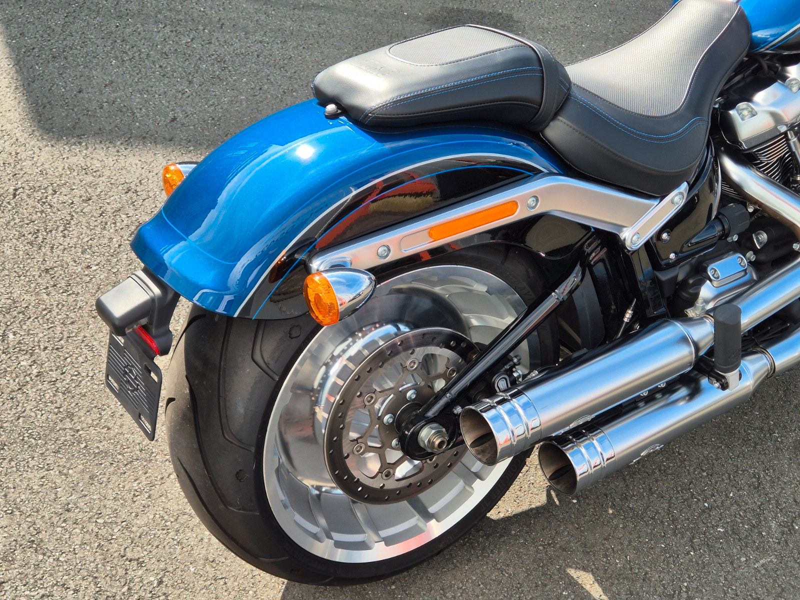 Fahrzeugabbildung Harley-Davidson FLFBS ANX°°FAT BOY 114 ANNIVERSARY°°-JEKILL&HYDE