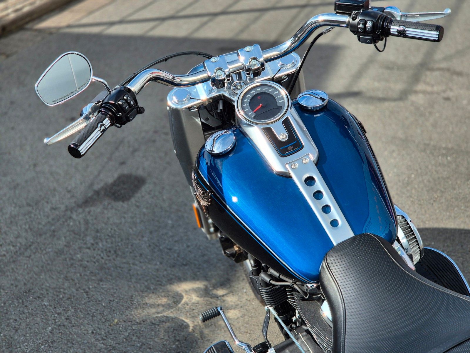 Fahrzeugabbildung Harley-Davidson FLFBS ANX°°FAT BOY 114 ANNIVERSARY°°-JEKILL&HYDE
