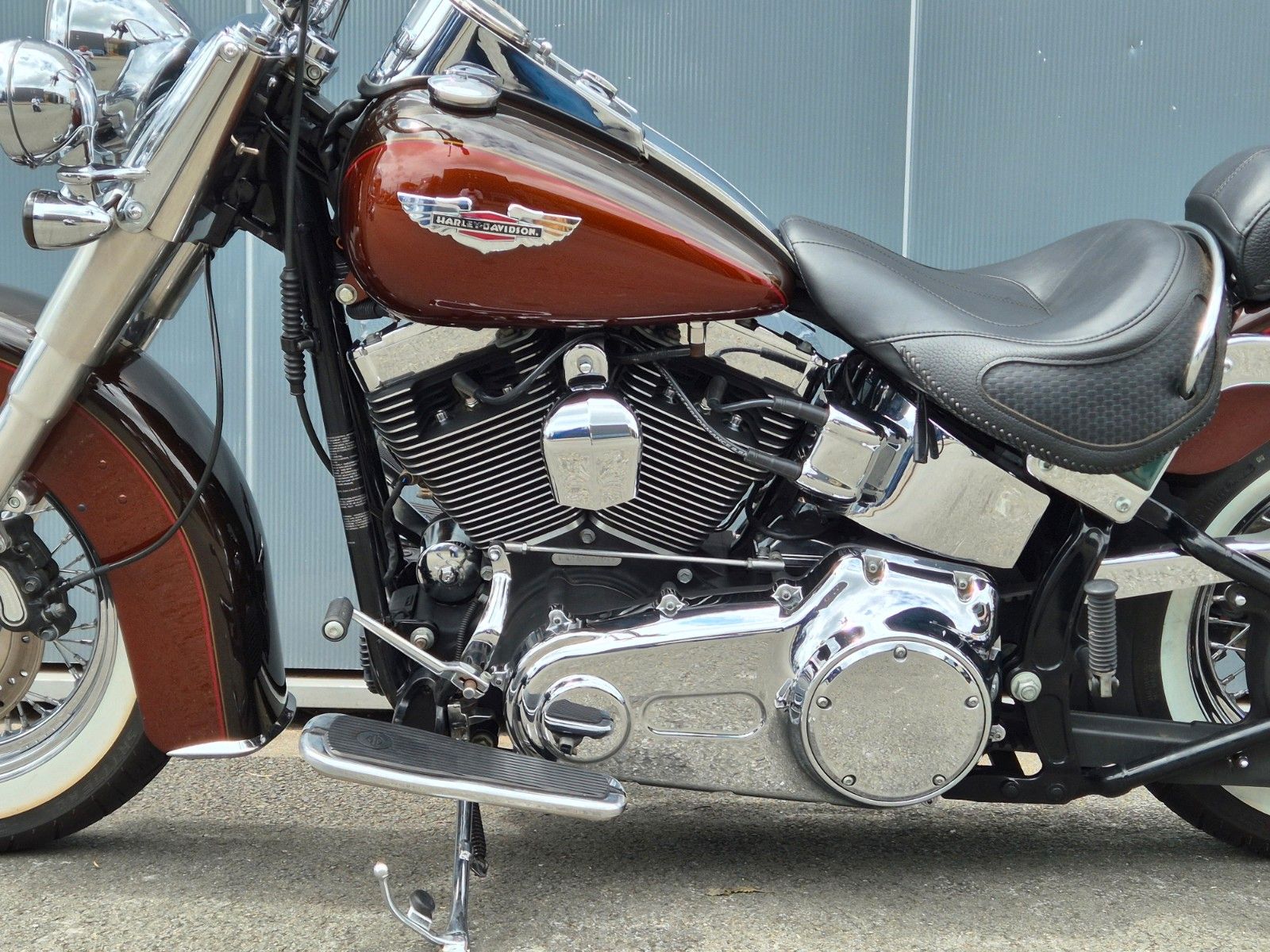 Fahrzeugabbildung Harley-Davidson FLSTN°°SOFTAIL DELUXE°° -ROOTBEER BROWN-