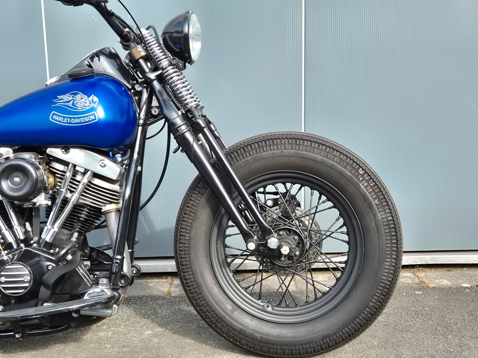 Fahrzeugabbildung Harley-Davidson FL °°SHOVELHEAD-BLUE BOBBER°° -ORIGINAL RAHMEN-