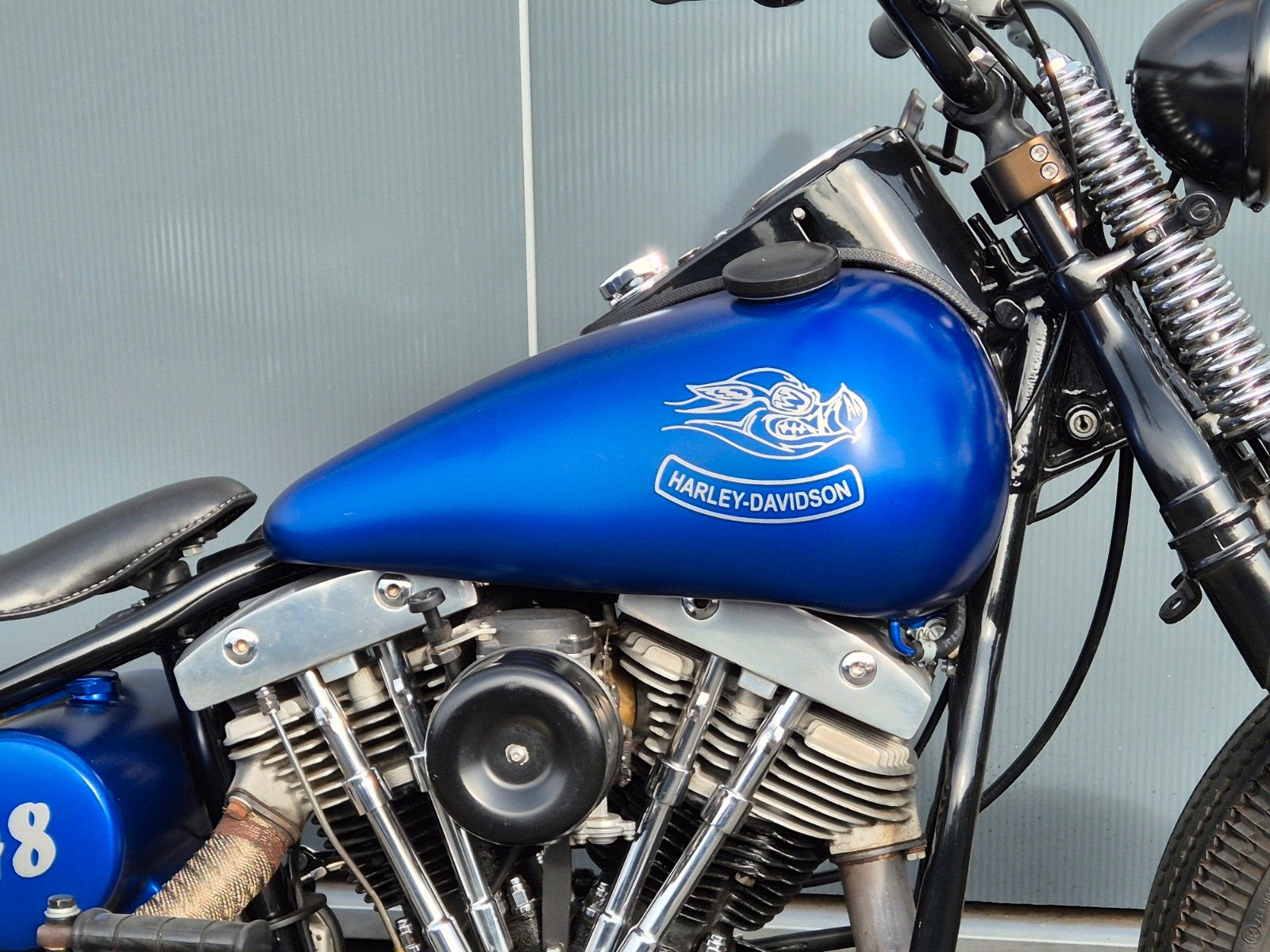 Fahrzeugabbildung Harley-Davidson FL °°SHOVELHEAD-BLUE BOBBER°° -ORIGINAL RAHMEN-