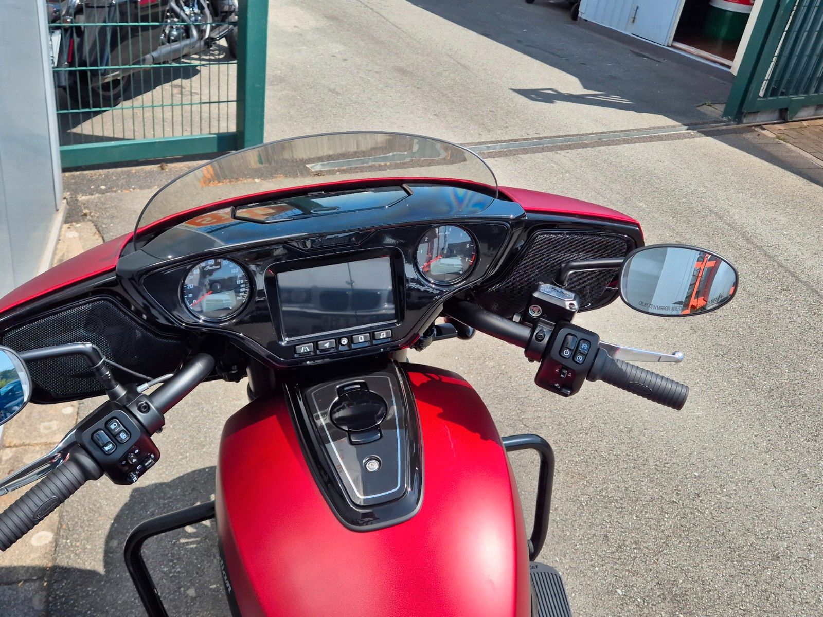 Fahrzeugabbildung Indian CHIEFTAIN DARKHORSE 112 *POWERPLUS* -SOFORT-