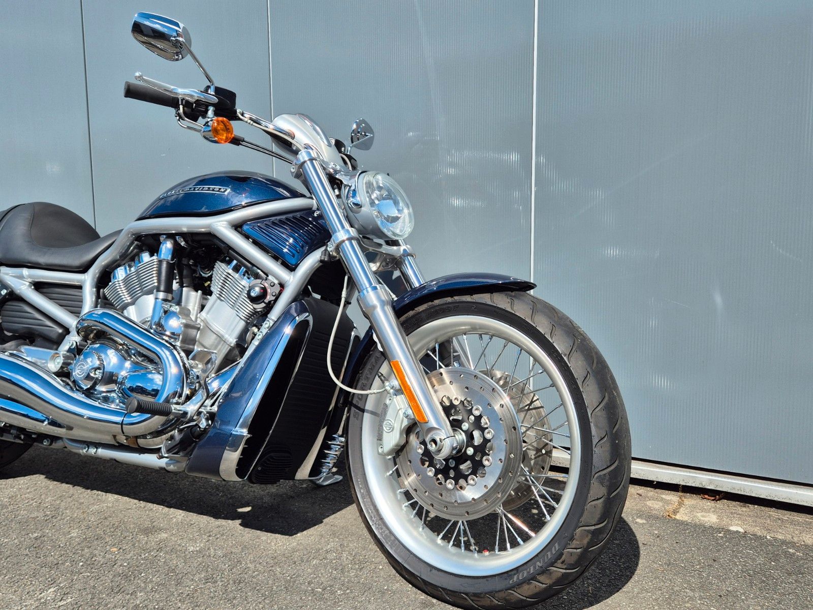 Fahrzeugabbildung Harley-Davidson VRSCAW °°V-ROD MODELL 08°° -SAMMLERSTÜCK-  50KM!