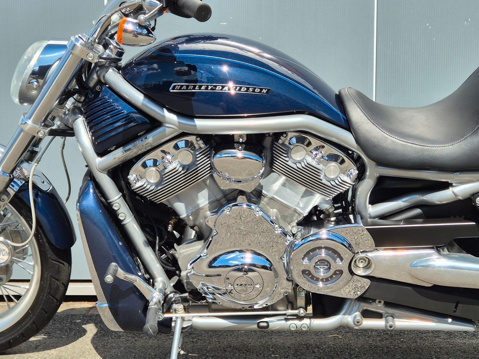 Fahrzeugabbildung Harley-Davidson VRSCAW °°V-ROD MODELL 08°° -SAMMLERSTÜCK-  50KM!