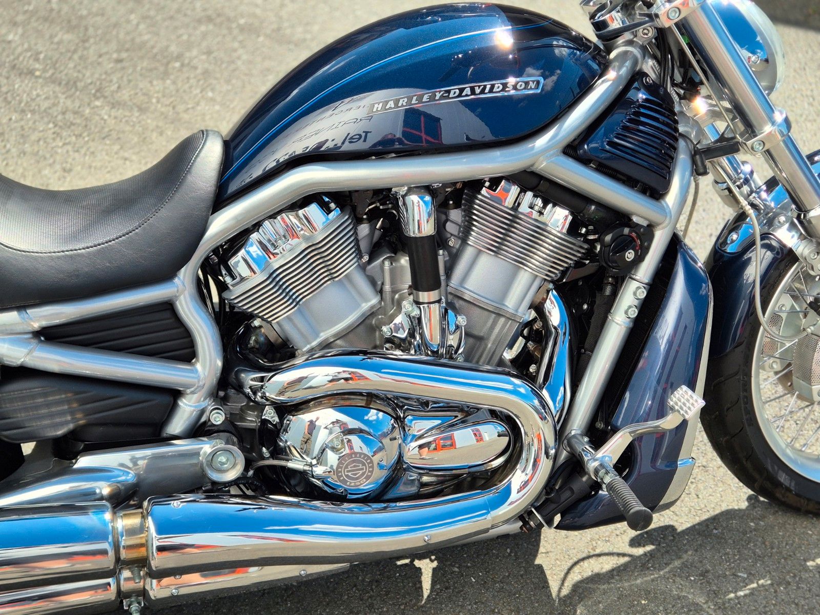 Fahrzeugabbildung Harley-Davidson VRSCAW °°V-ROD MODELL 08°° -SAMMLERSTÜCK-  50KM!