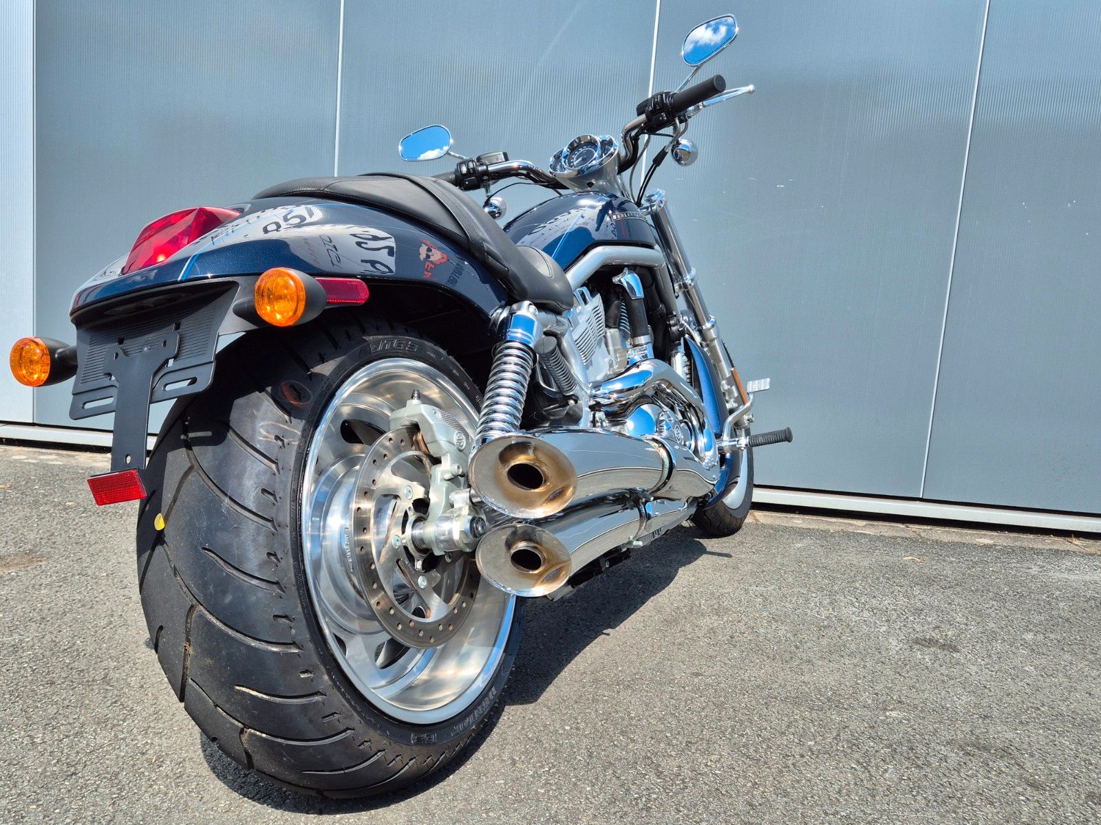 Fahrzeugabbildung Harley-Davidson VRSCAW °°V-ROD MODELL 08°° -SAMMLERSTÜCK-  50KM!