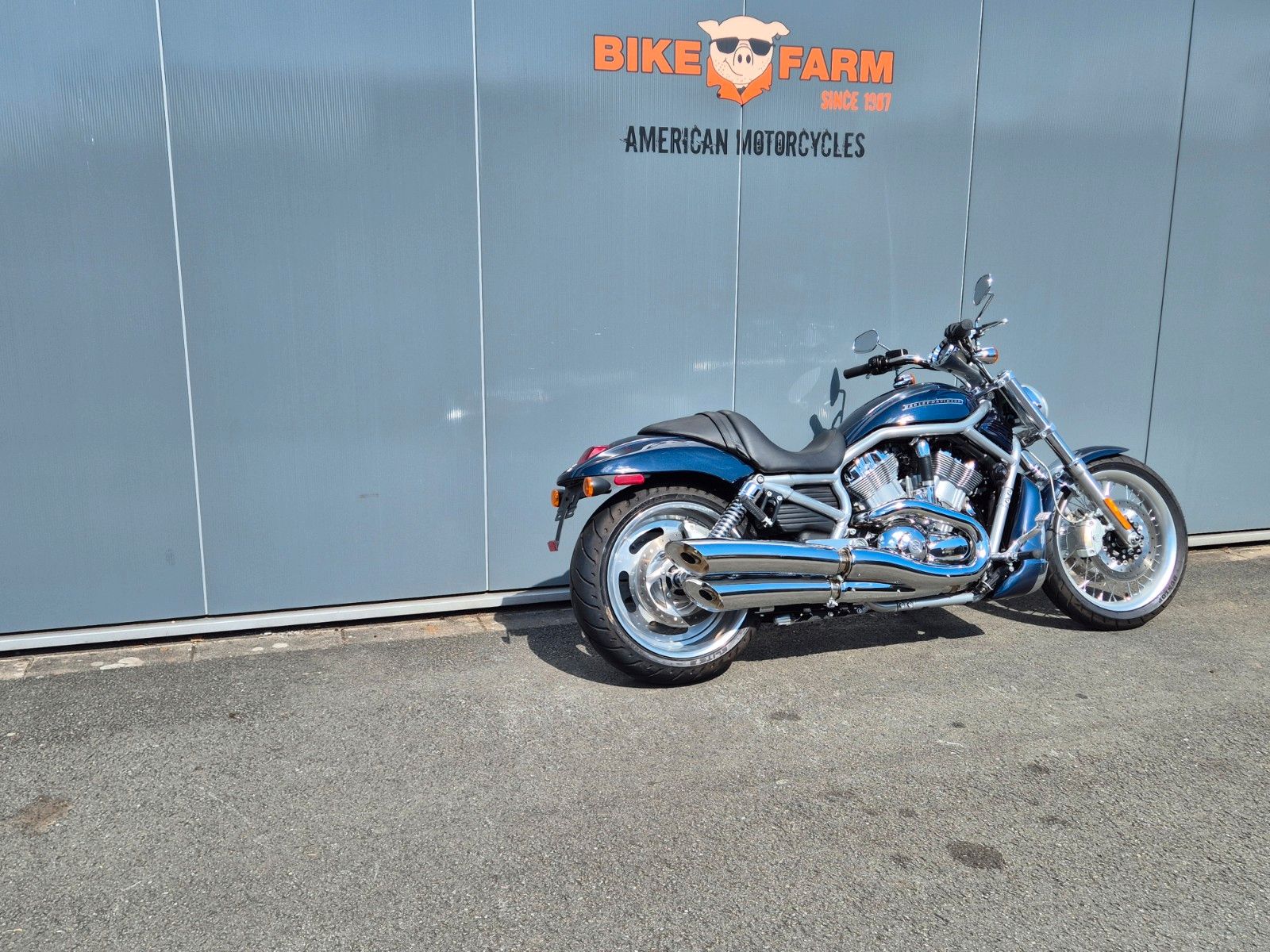 Fahrzeugabbildung Harley-Davidson VRSCAW °°V-ROD MODELL 08°° -SAMMLERSTÜCK-  50KM!
