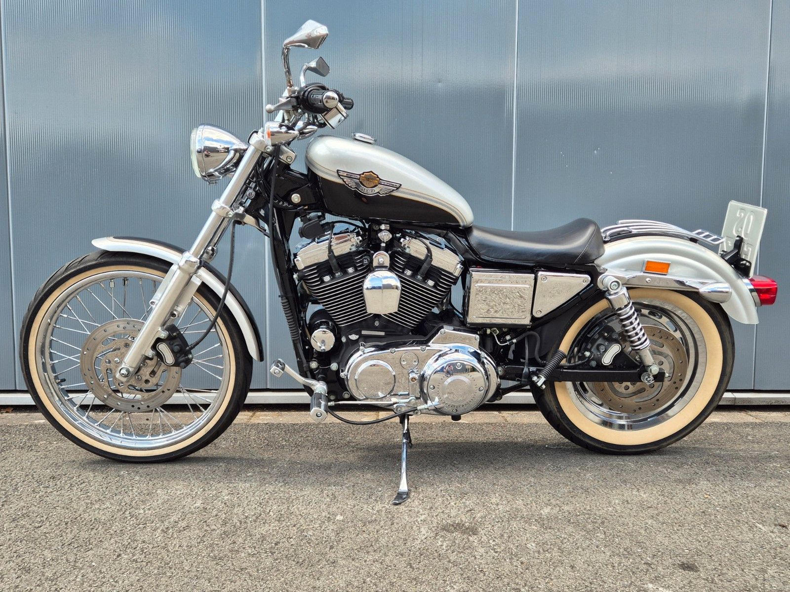 Fahrzeugabbildung Harley-Davidson XL1200 C °°SPORTSTER CUSTOM°°2.HAND-DEUTSCH-