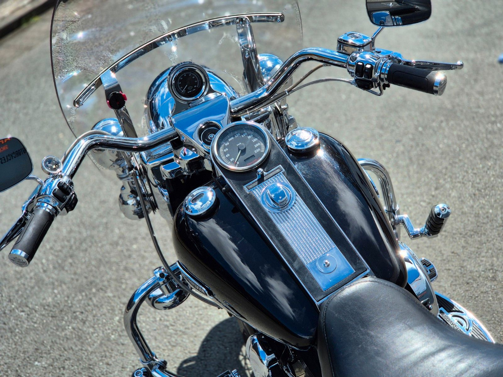 Fahrzeugabbildung Harley-Davidson FLHRCI °°ROAD KING CLASSIC°° - BIG BORE -