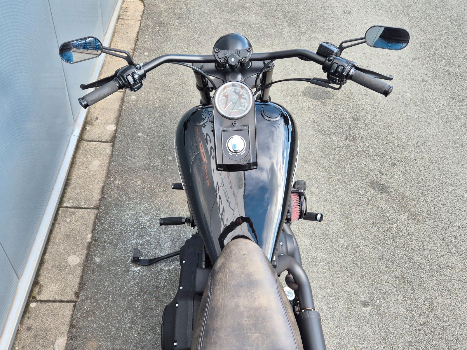 Fahrzeugabbildung Harley-Davidson FXSTB °°NIGHT TRAIN CUSTOM°° *PENZL AUSPUFF*